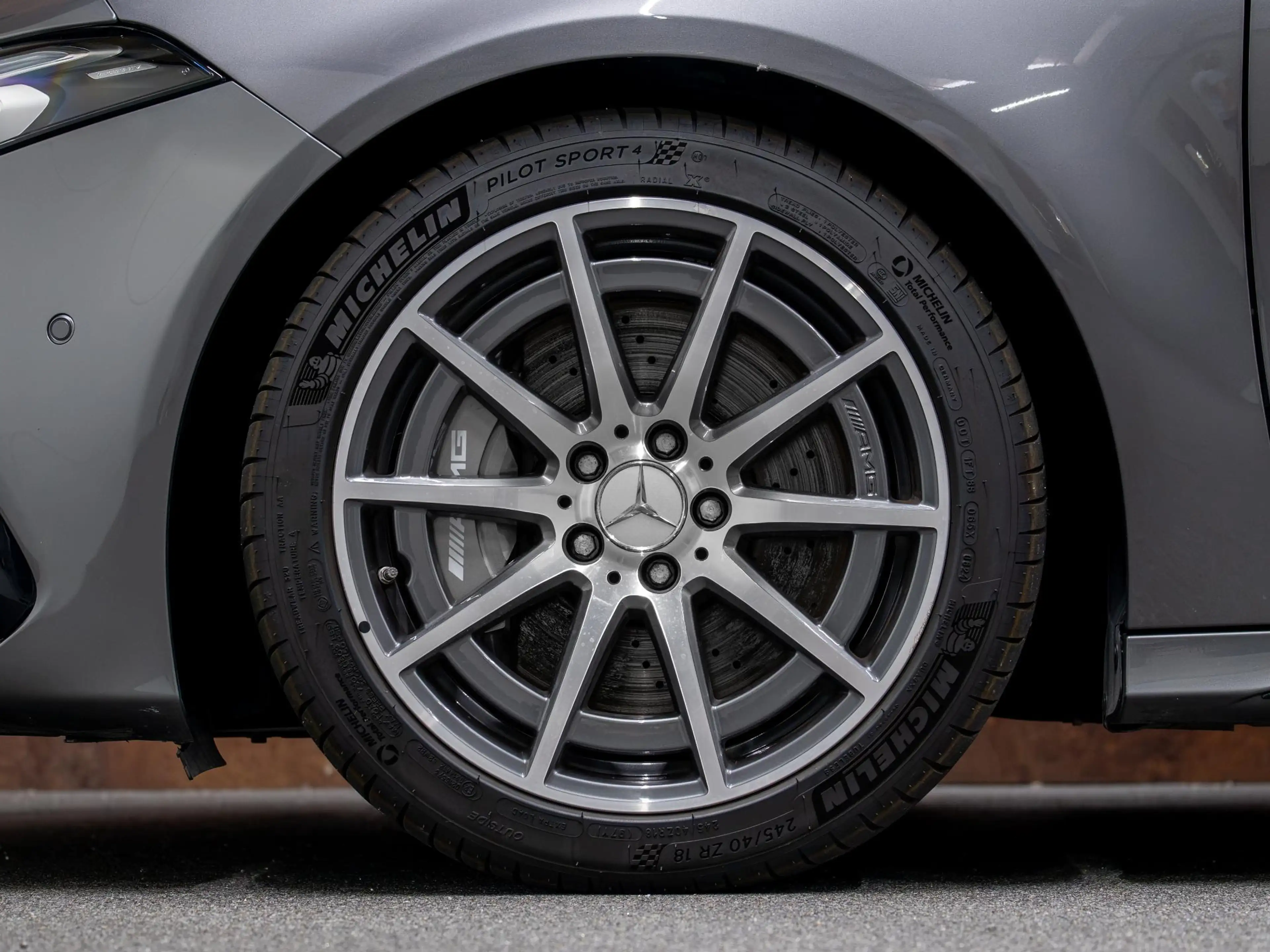 Mercedes-Benz A 45 AMG 4MATIC+ | Pano | Memory | Burmester | 360° | Multi — photo 15