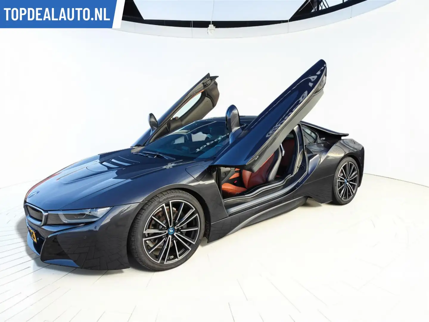 BMW i8 facelift 374 pk 11,6 kw Zeer mooi! 1e eigenaar Negro - 1