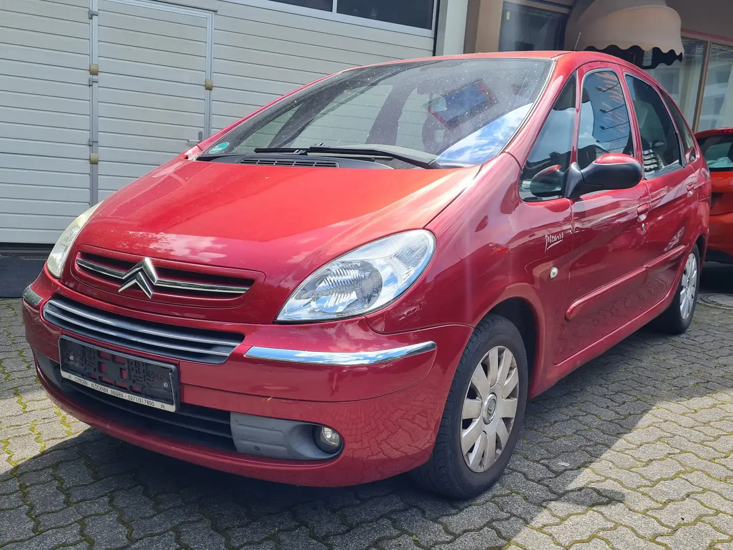 Citroen Xsara Picasso 1.6 16V Confort Червоний - 1
