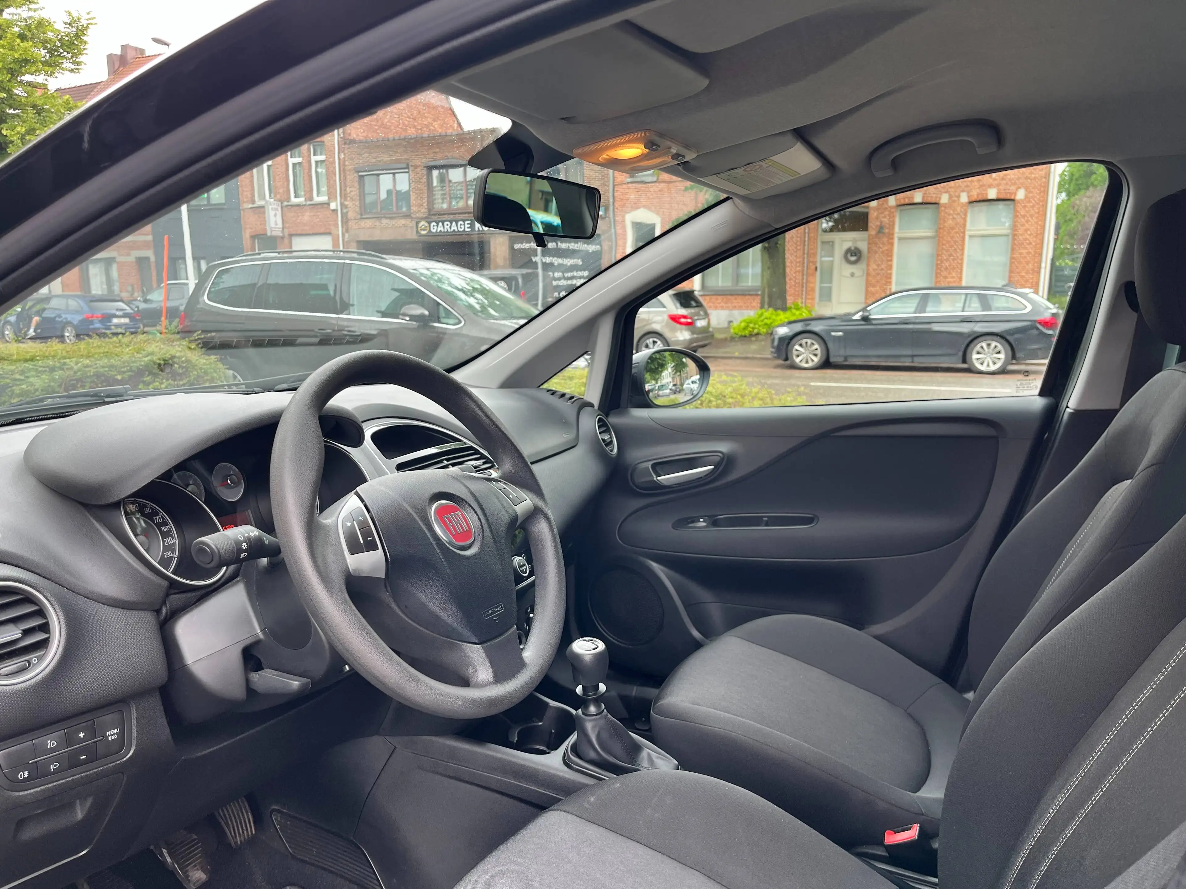 Fiat Punto Punto 1.2i Easy/AIRCO — photo 9
