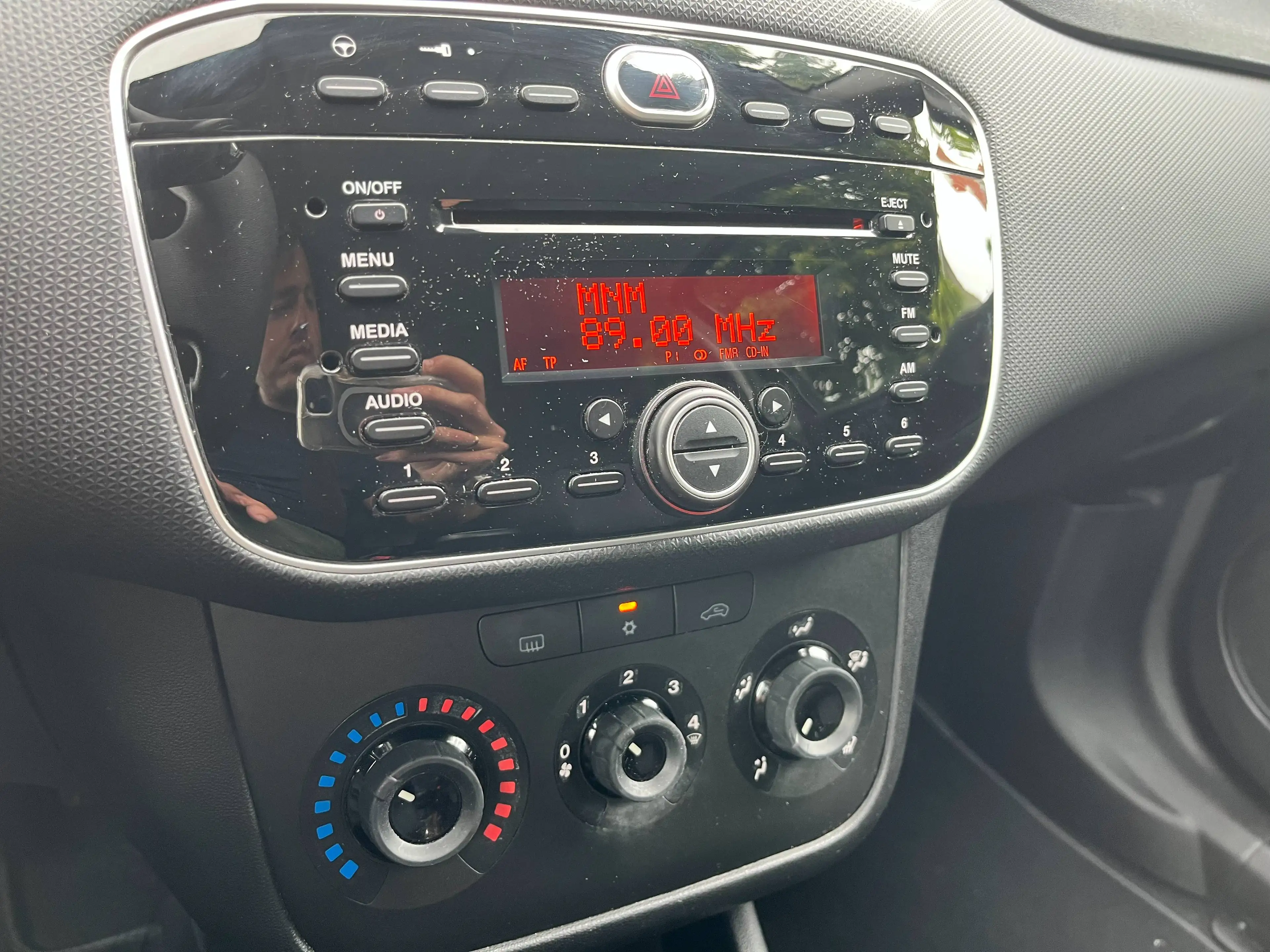 Fiat Punto Punto 1.2i Easy/AIRCO — photo 13