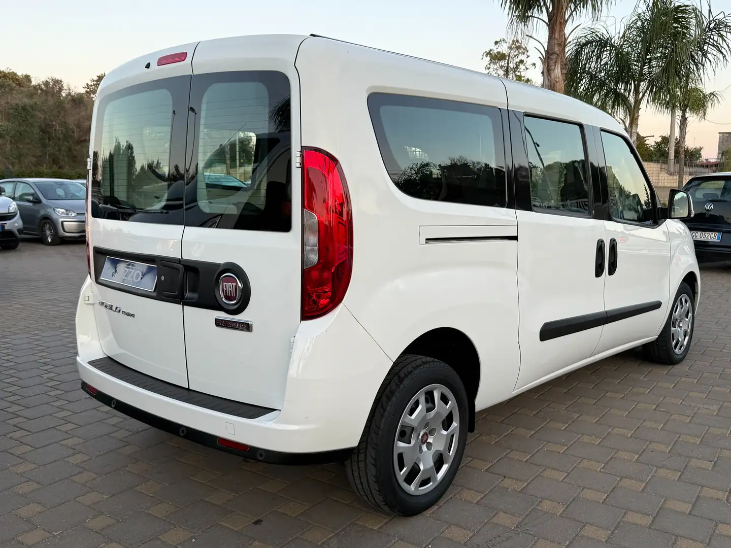 Fiat Doblo 1.6MJT 105CV 5 POSTI MAXI N1 NAVI 2 PORTE POST Bianco - 2