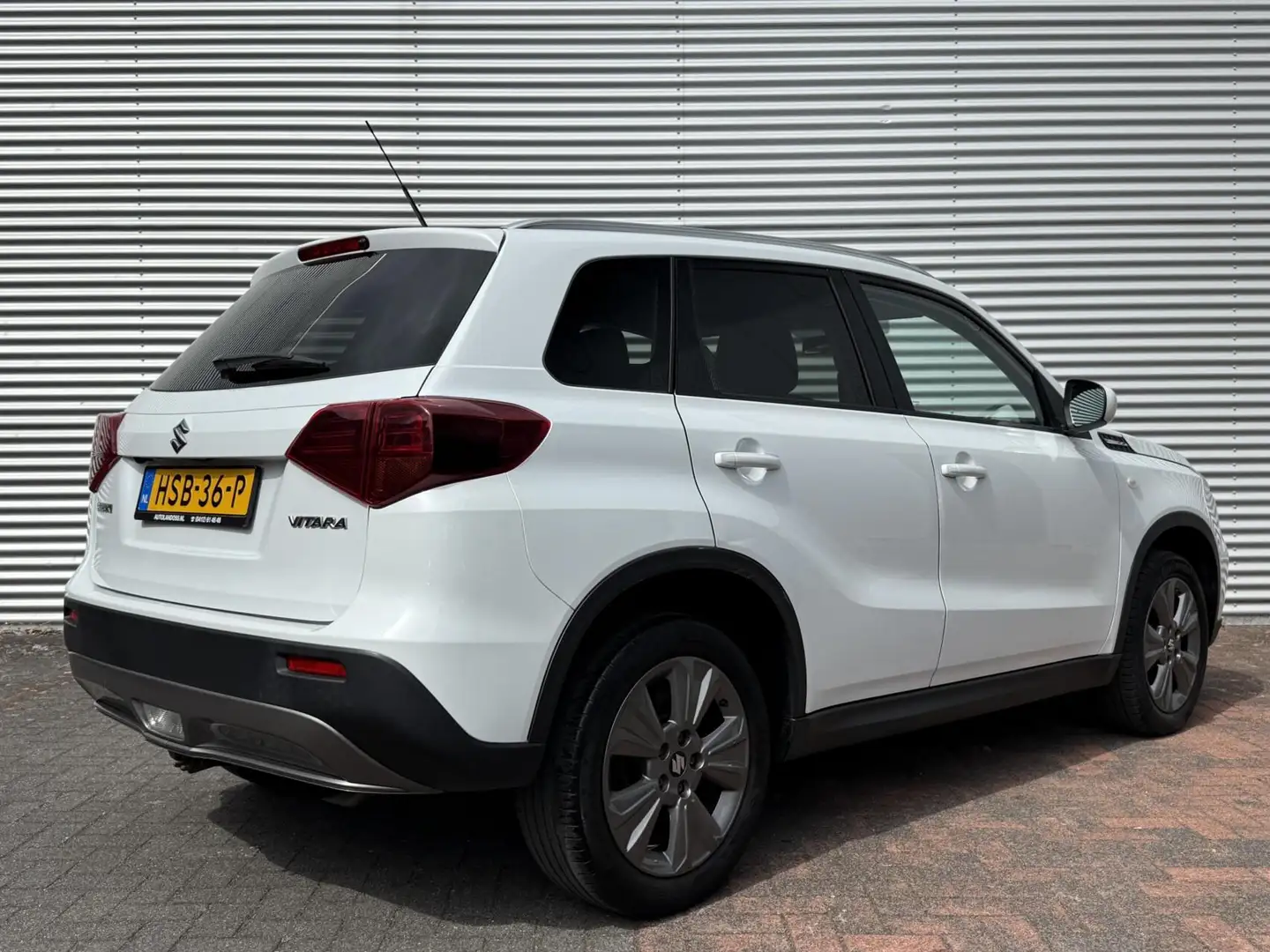 Suzuki Vitara 1.4 Boosterjet Airco Led Cruise Camera Carplay 201 Wit - 2