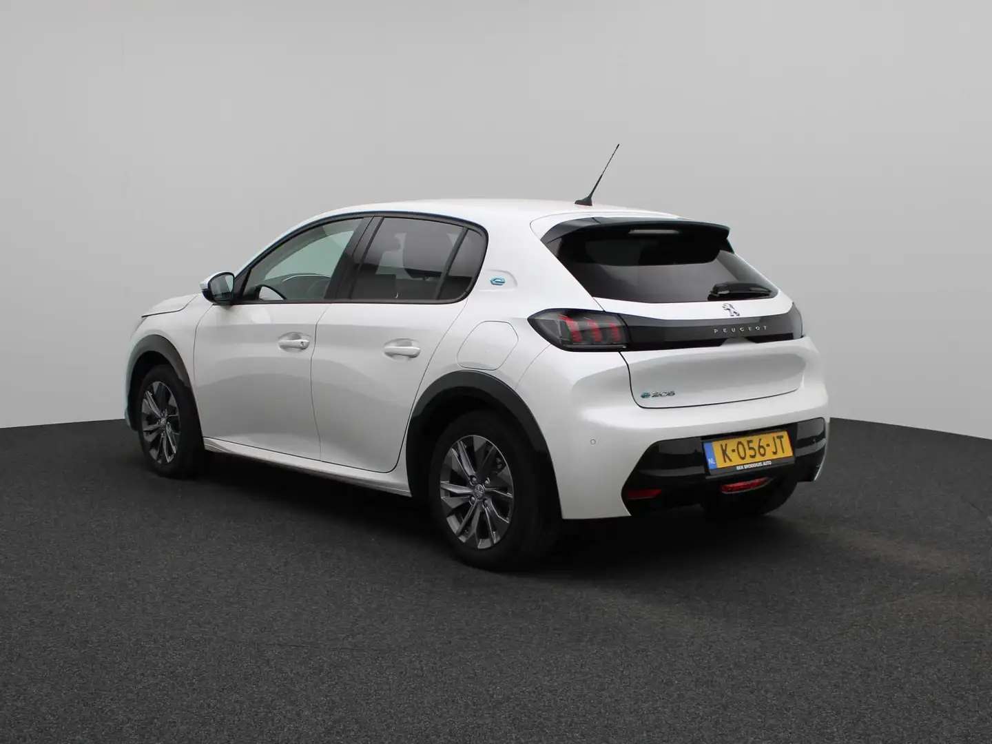 Peugeot e-208 EV Allure 50 kWh | Navi | Apple-Android Play | Cru Wit - 2