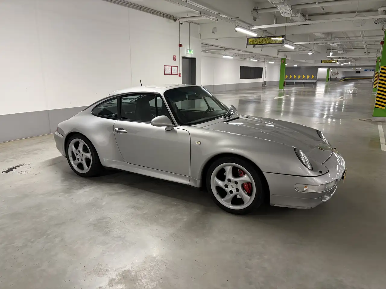 Porsche 993 C. 4S *CXX *Show car* IAA 1997 Option Code “740”, foto 4