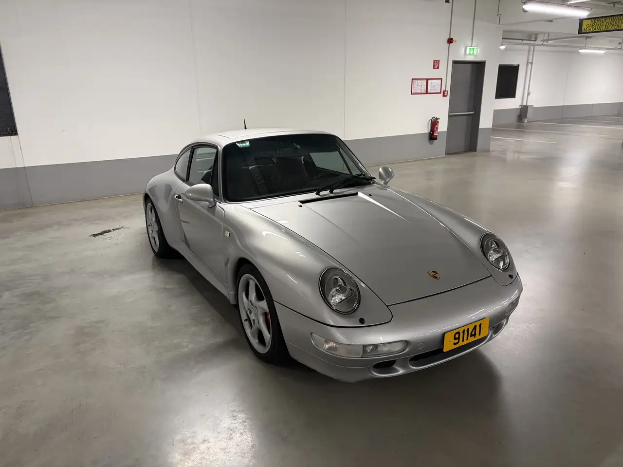 Porsche 993 C. 4S *CXX *Show car* IAA 1997 Option Code “740”, foto 5