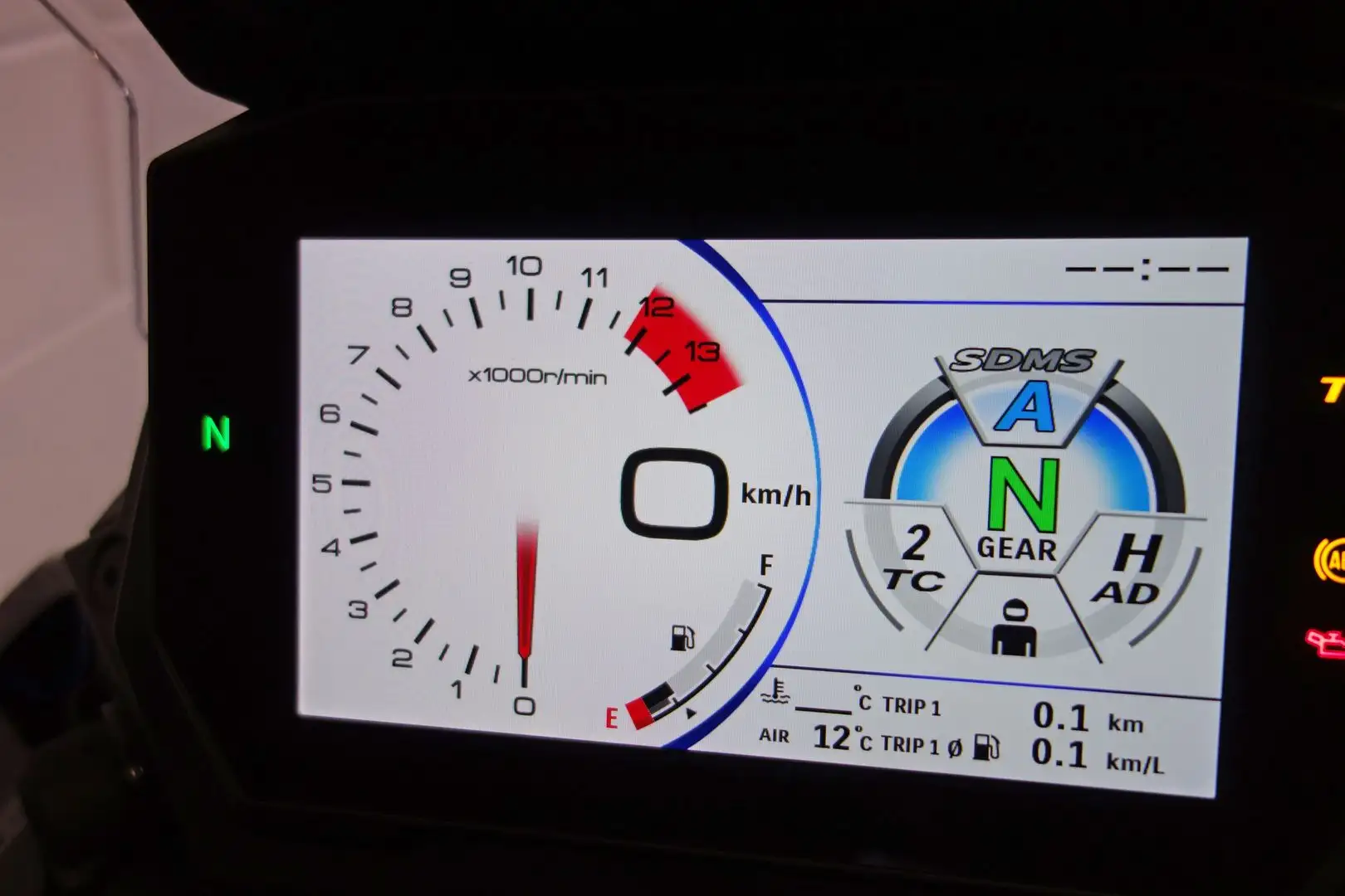 Suzuki GSX-S 1000GX Blau - 2