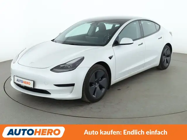 Tesla Model 3 Standard Range Plus Aut.*NAVI*LED*ACC*