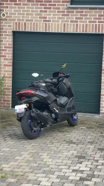 Yamaha XMAX 125