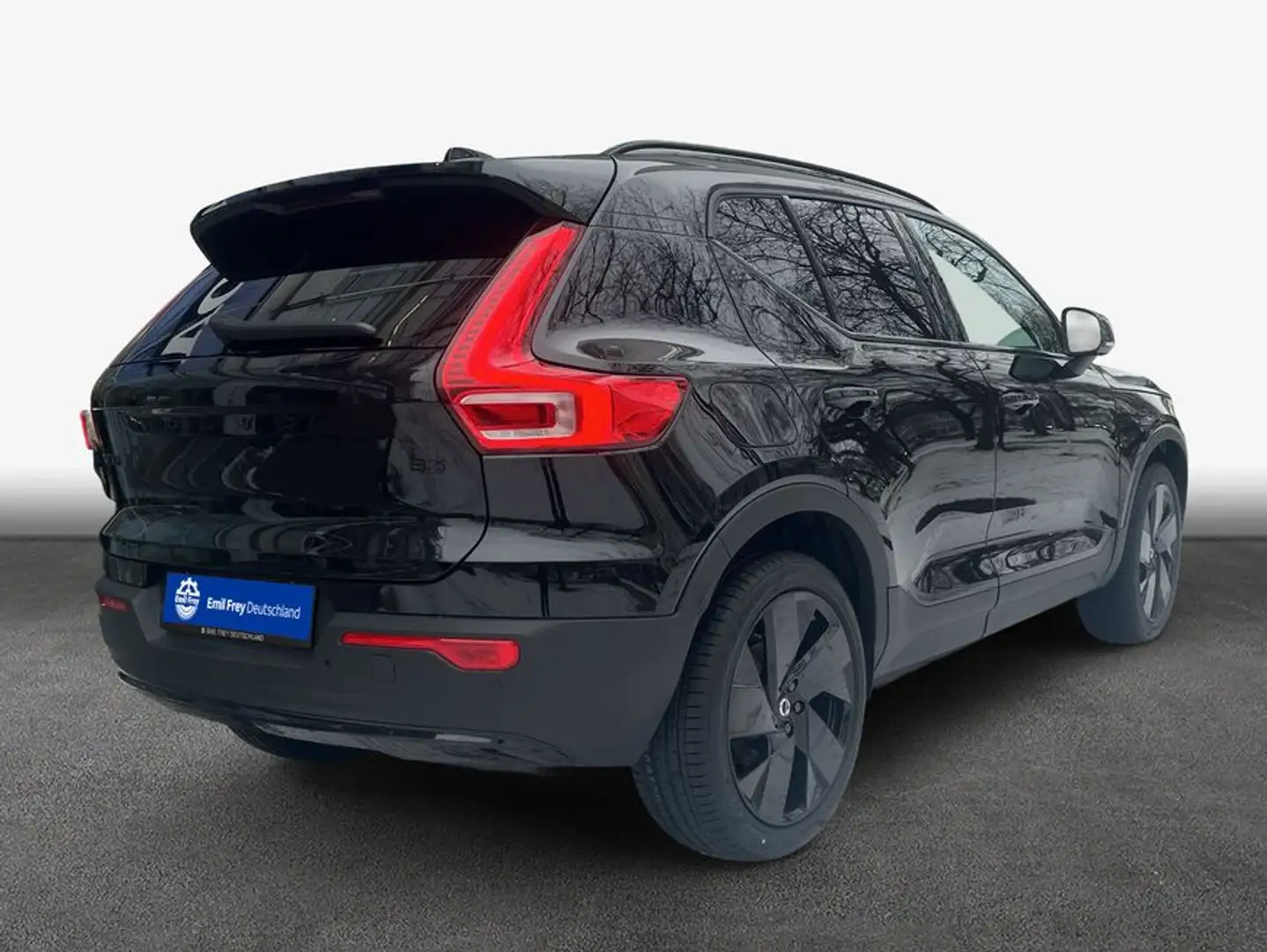 Volvo XC40 XC40 B3 B DKG Plus Black Edition Noir - 2