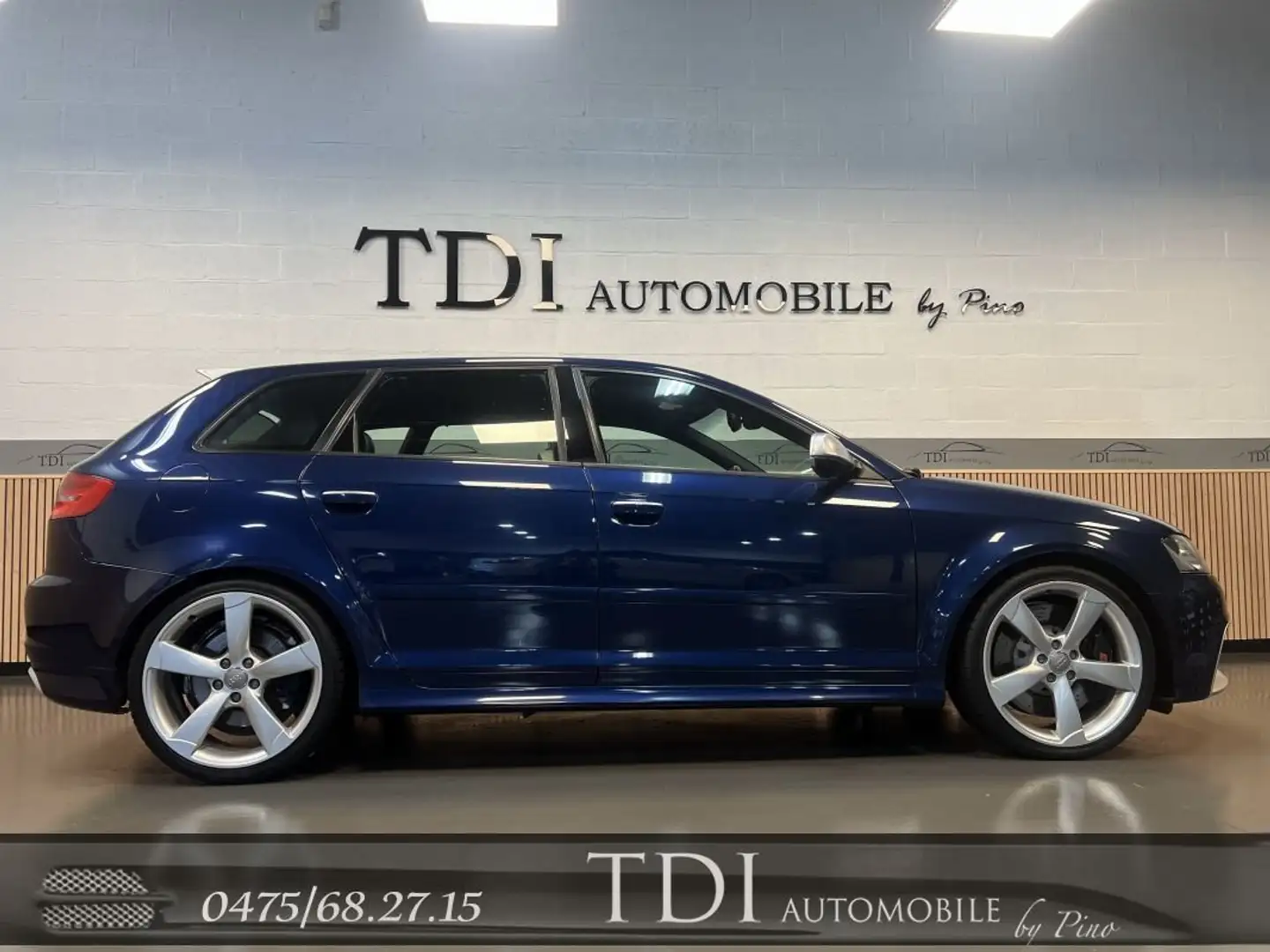 Audi RS3 Sportback 2.5 TFSI Quattro*Audi Exclusive*340cv* Albastru - 2