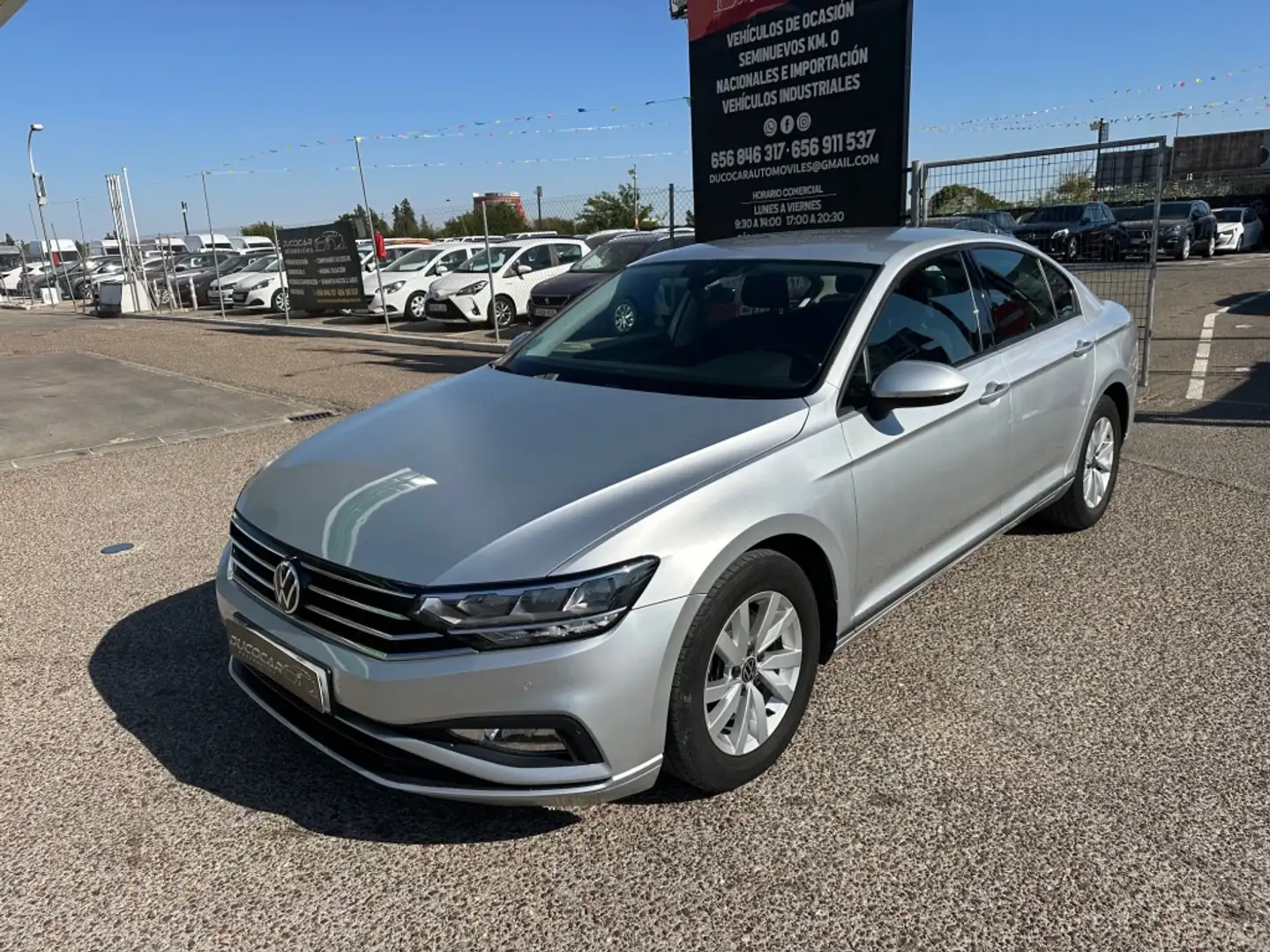 Volkswagen Passat 2.0TDI EVO Business 110kW Gris - 2