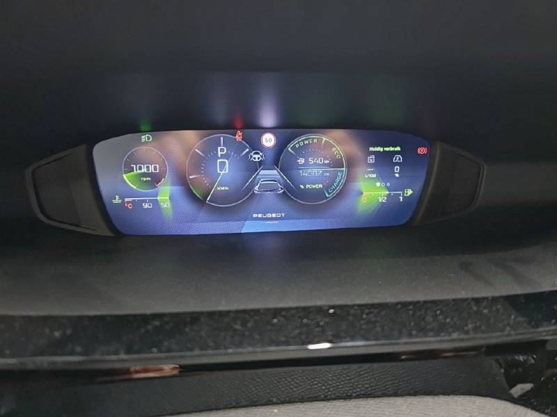 Peugeot 408 1 1.2 HYBRID 136 e-DSC6 GT — photo 10