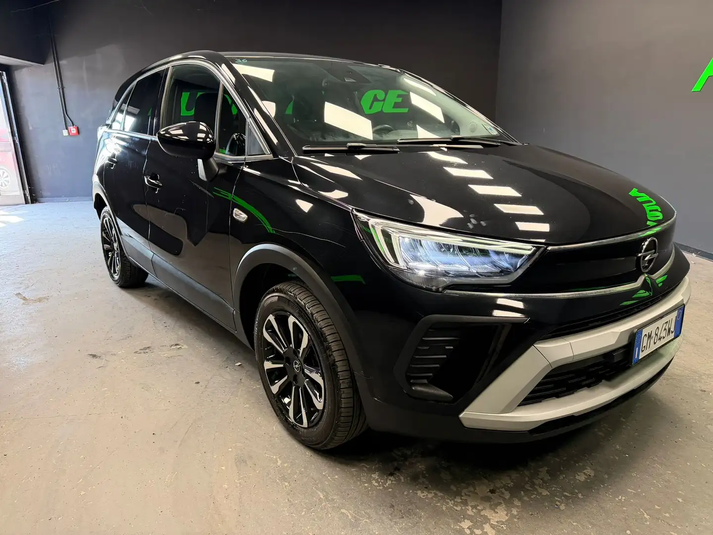 Opel Crossland X Crossland 2021 1.2 Elegance s Schwarz - 1