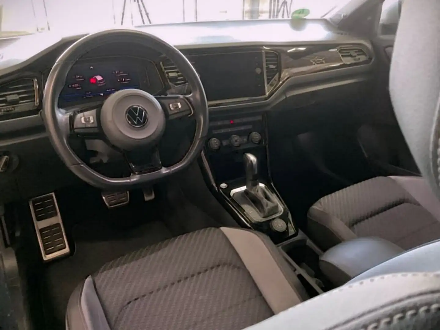 Volkswagen T-Roc 2.0 TSI 300 PS 4Motion DSG Sport 300 PS - 2