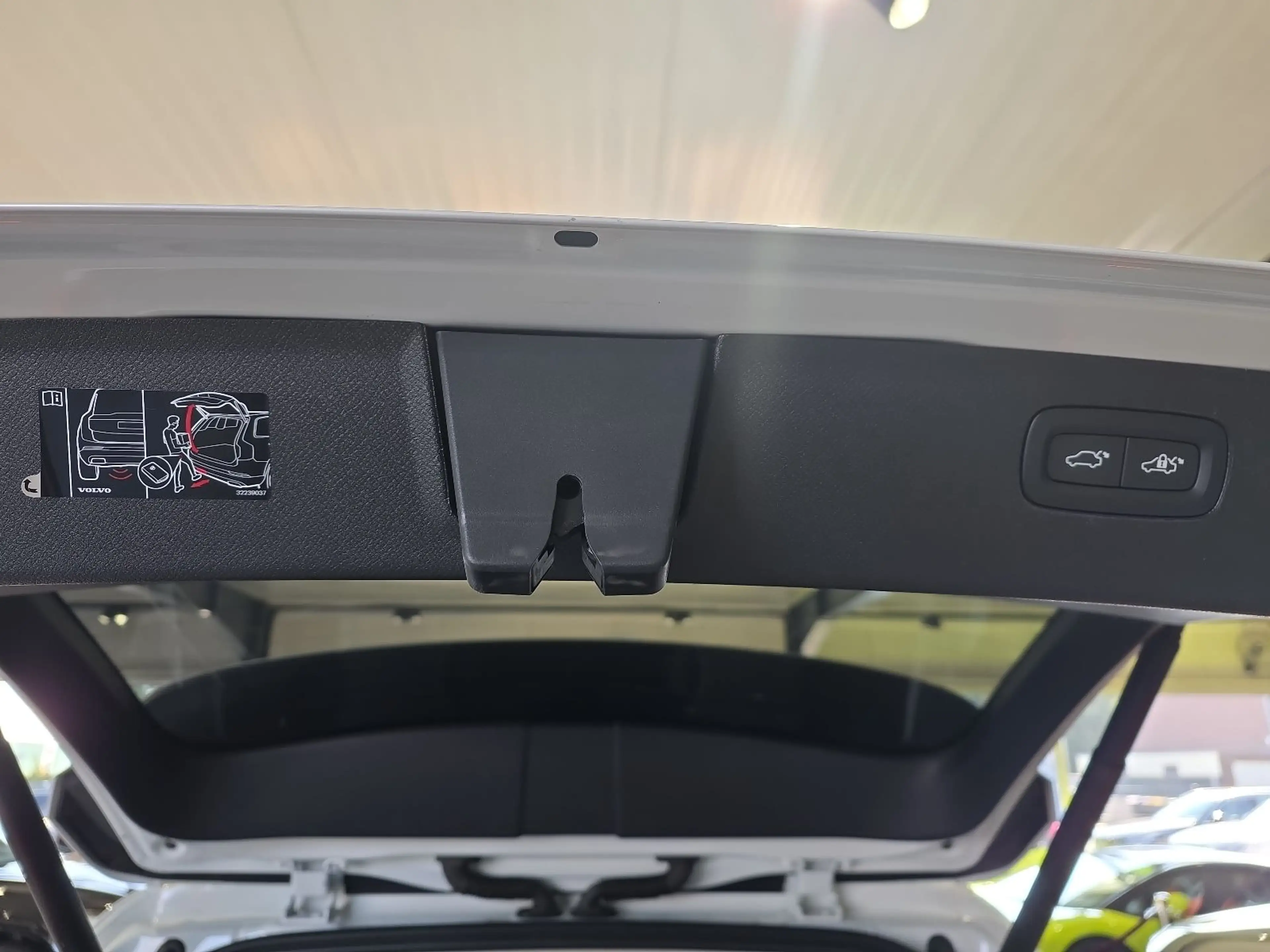 Volvo XC90 B5 Ultimate Bright AWD B&W Massage FourC — photo 17
