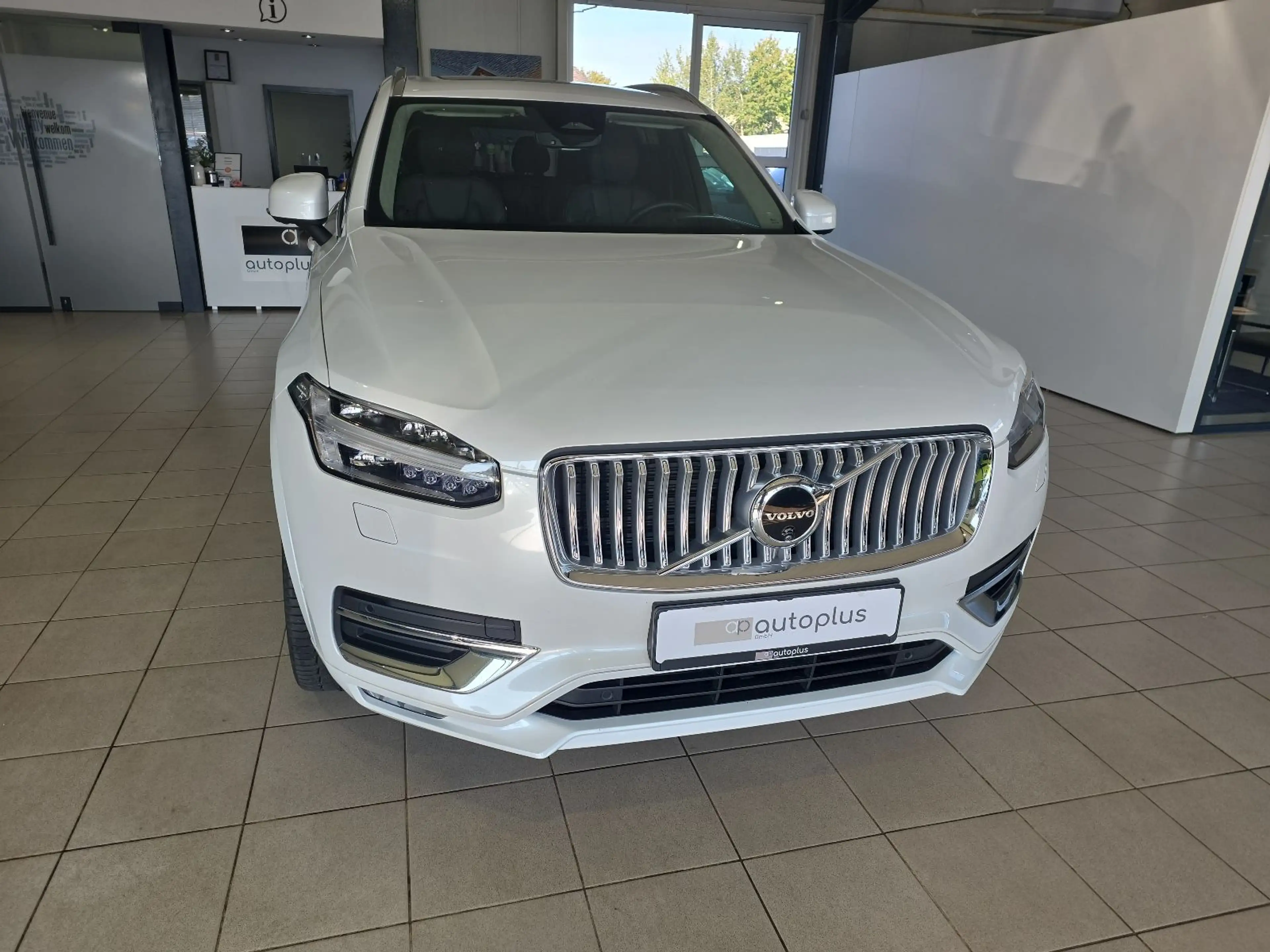 Volvo XC90 B5 Ultimate Bright AWD B&W Massage FourC — photo 4