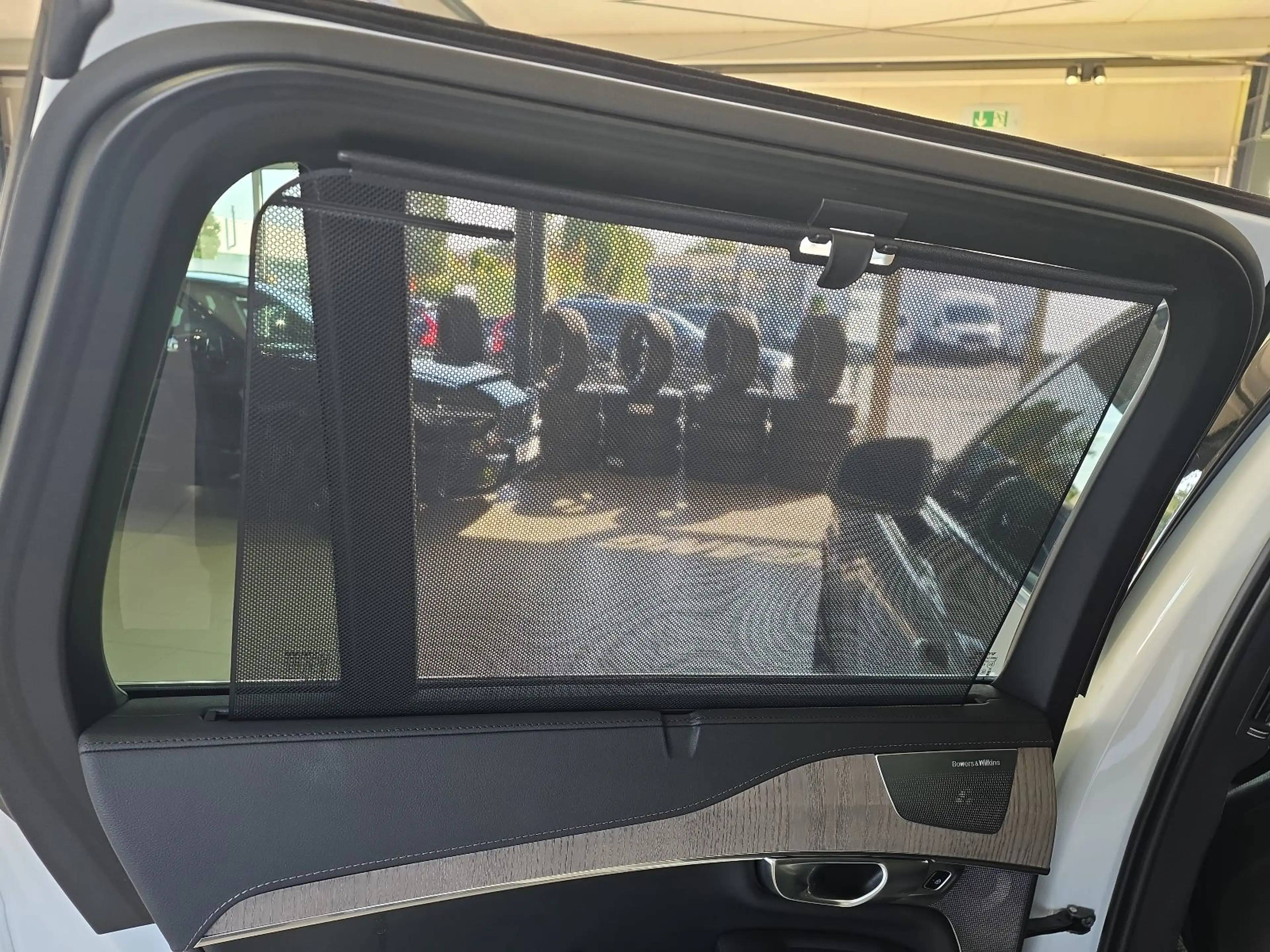 Volvo XC90 B5 Ultimate Bright AWD B&W Massage FourC — photo 19