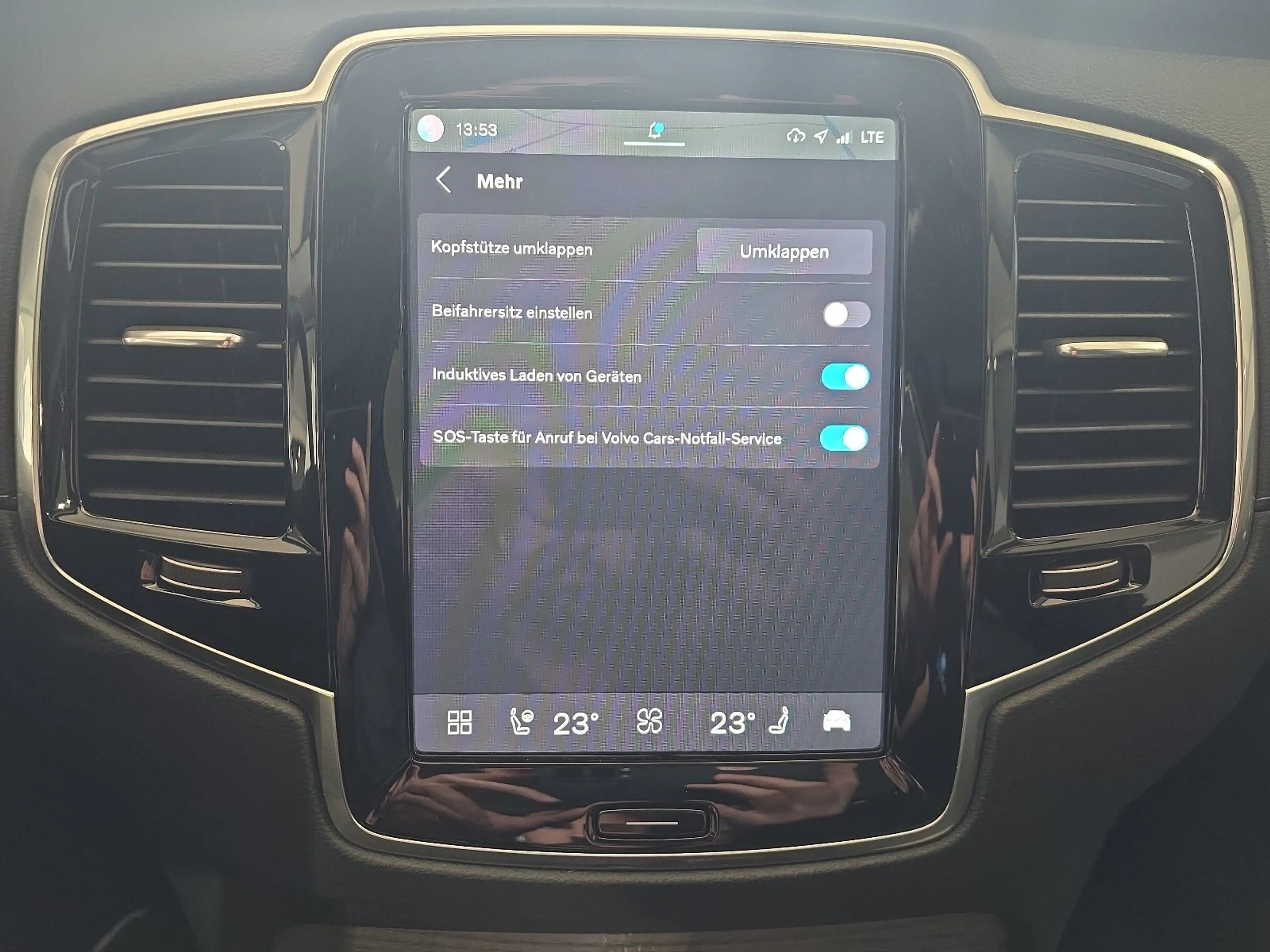 Volvo XC90 B5 Ultimate Bright AWD B&W Massage FourC — photo 35