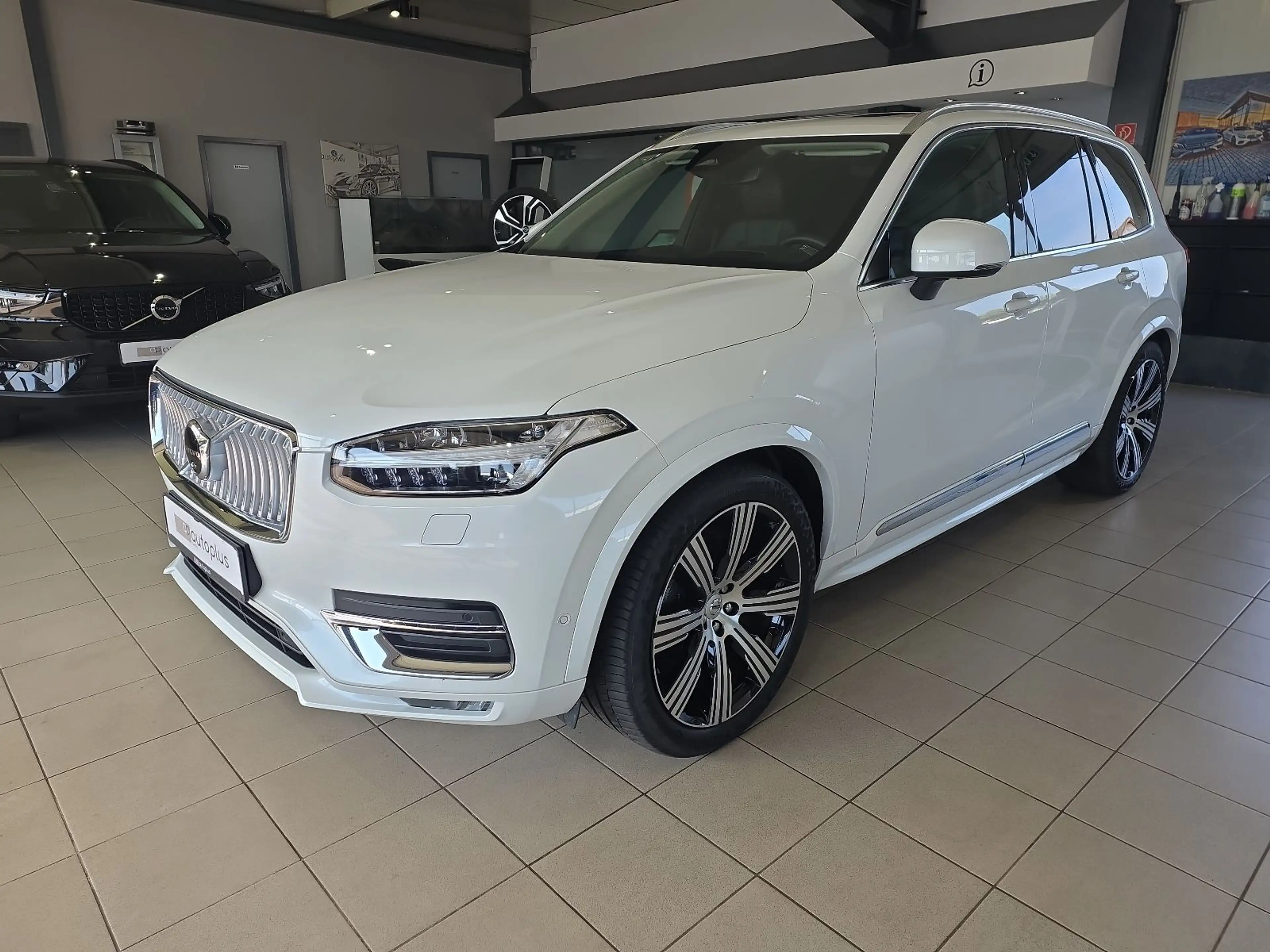 Volvo XC90 B5 Ultimate Bright AWD B&W Massage FourC