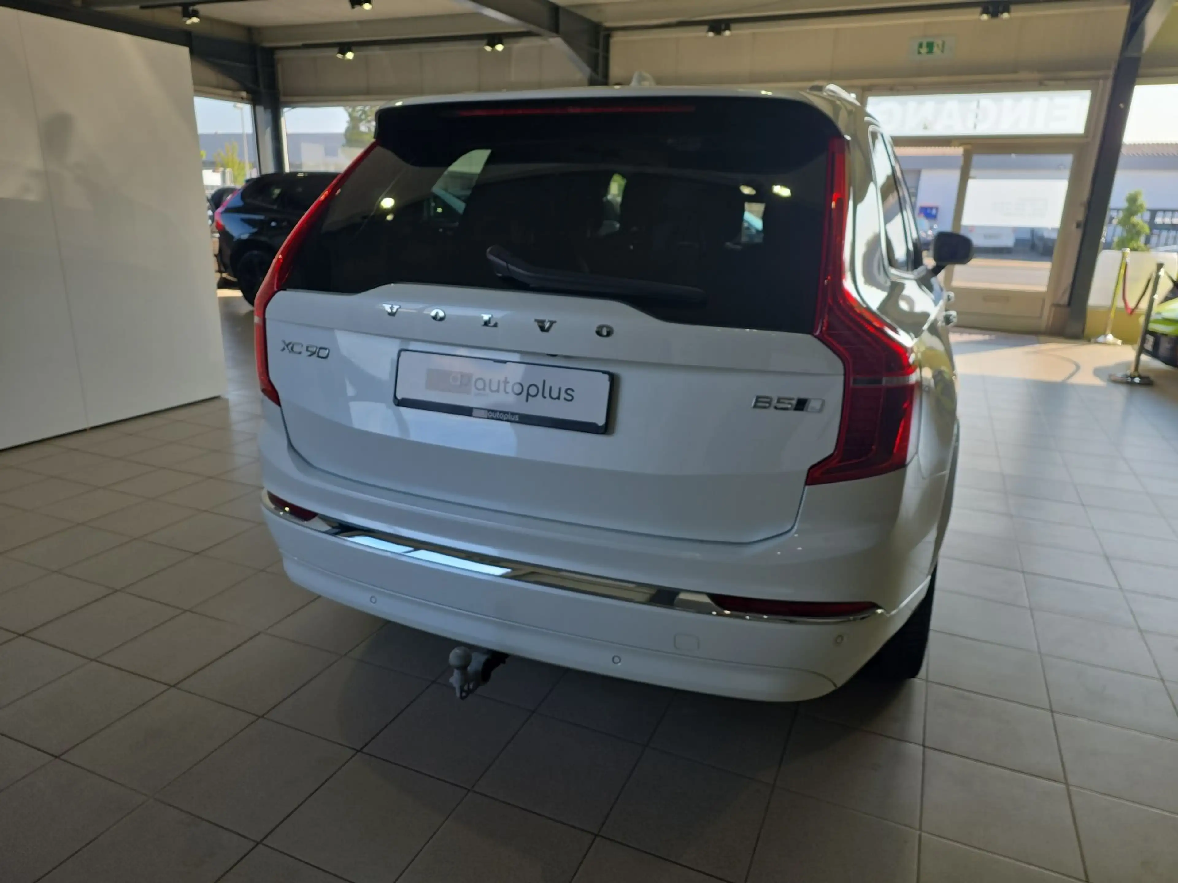 Volvo XC90 B5 Ultimate Bright AWD B&W Massage FourC — photo 7