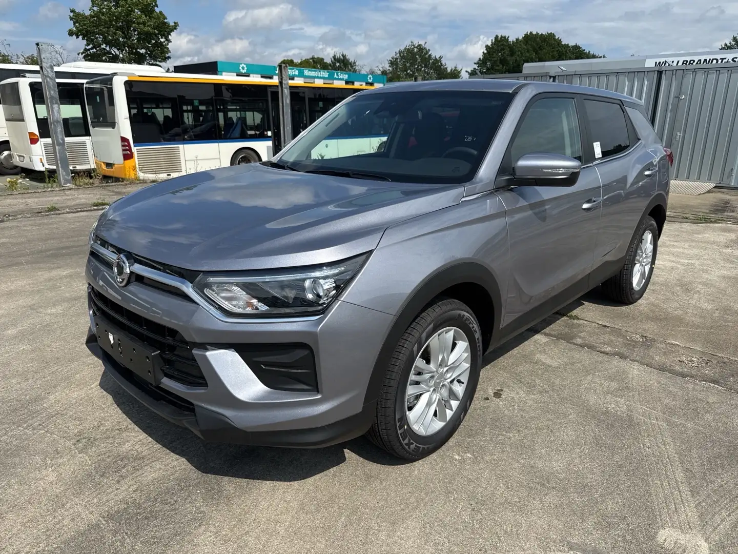 KGM Korando 1.5 GDI Turbo Benzin AT 2WD Nomad Argent - 1