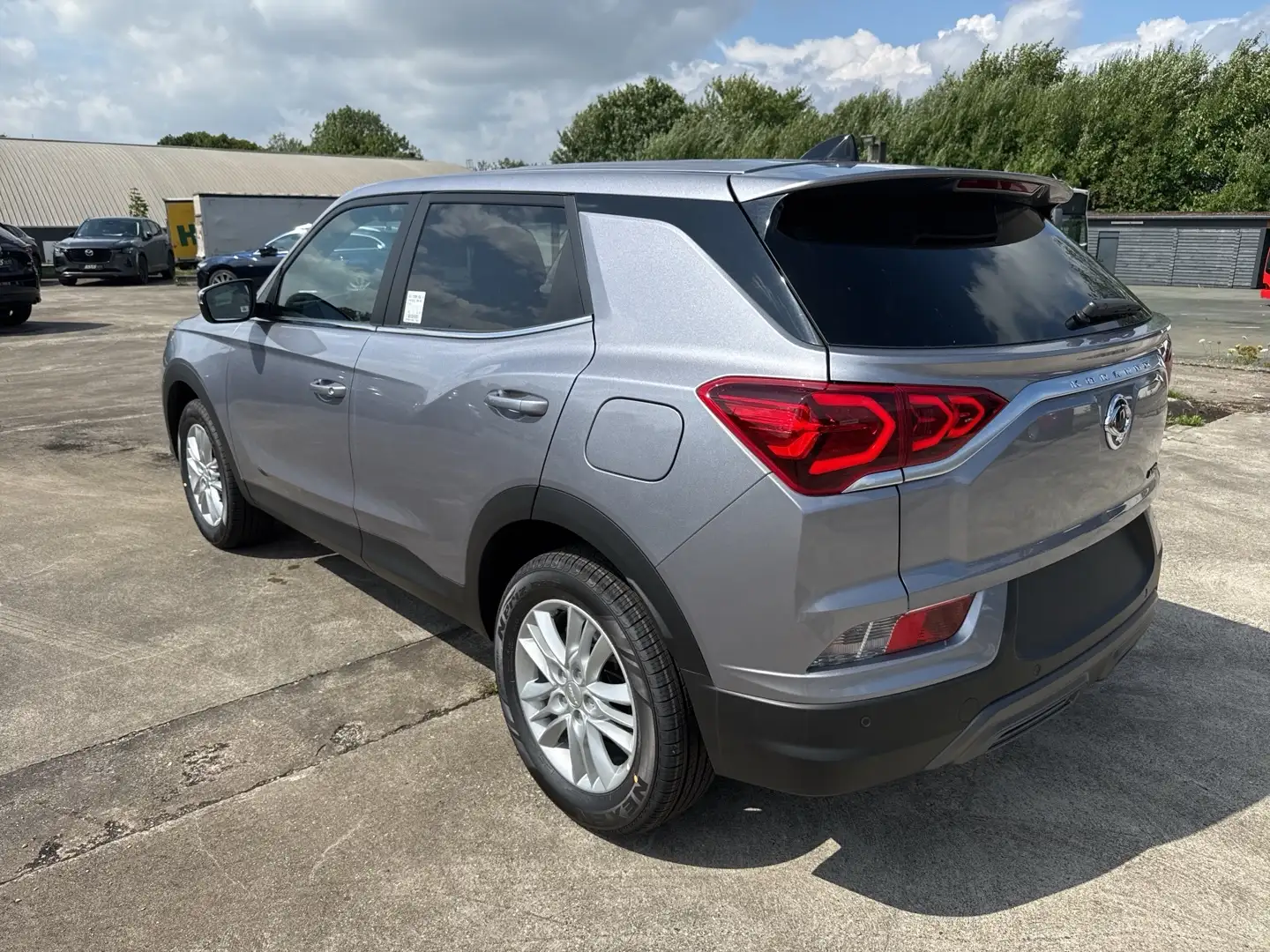KGM Korando 1.5 GDI Turbo Benzin AT 2WD Nomad Argent - 2