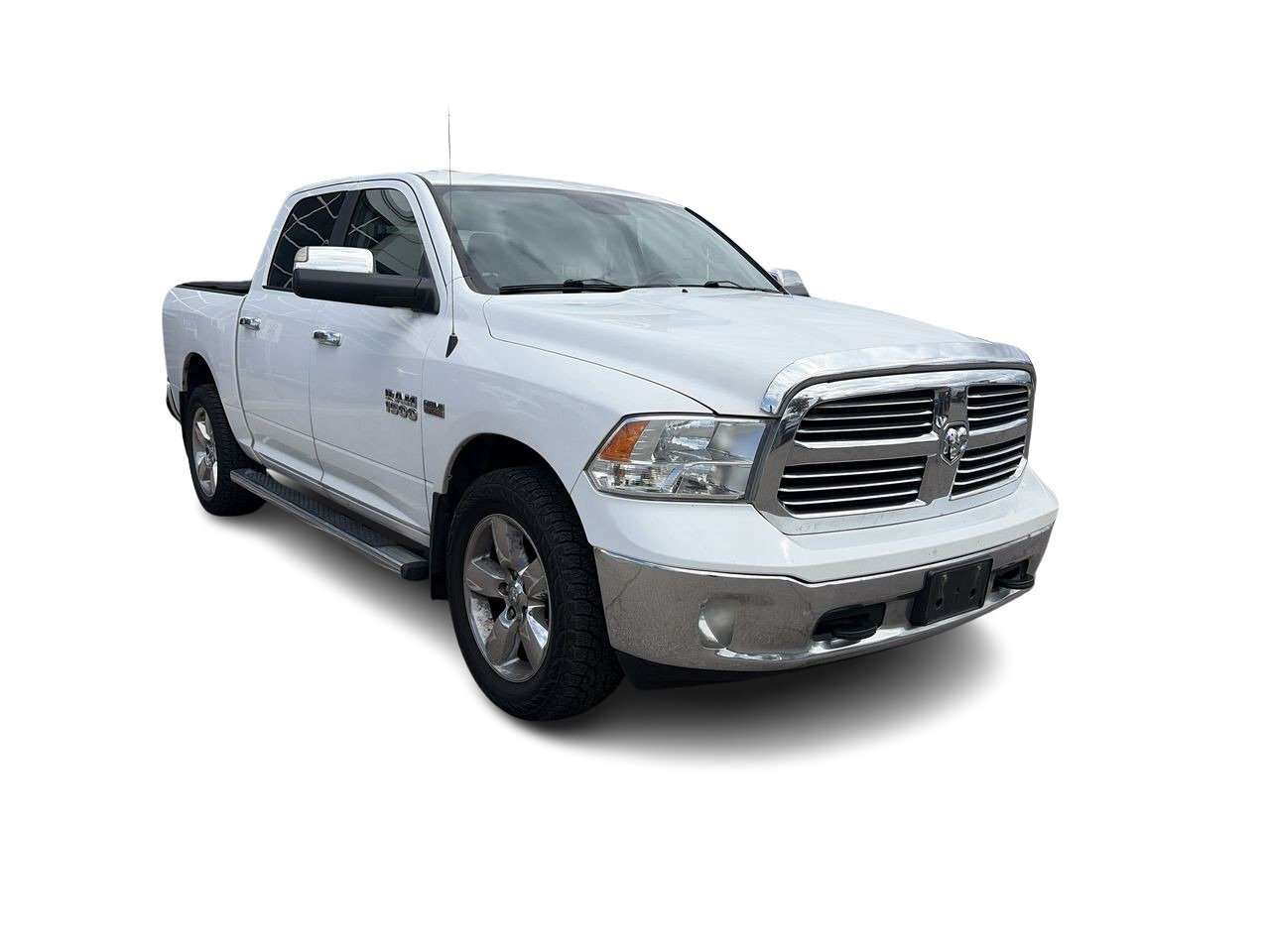 2017 RAM 1500 SLT (140.5 WB - 5.7 Box) RUNNING BOARDS | TONNEAU — снимка 1