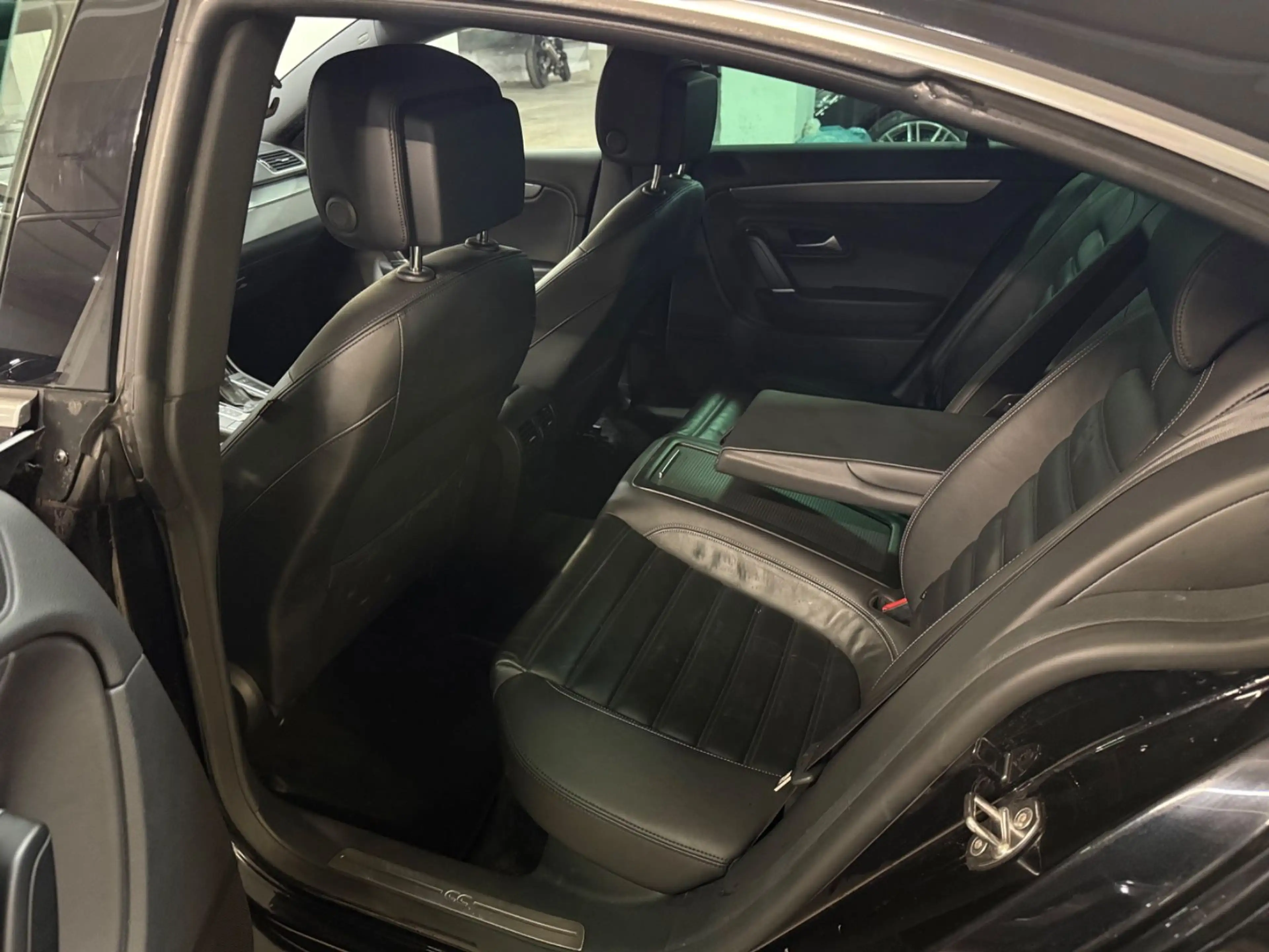 Volkswagen CC R-Line 4Motion Leder~Sport~Klima~Automatik — photo 10