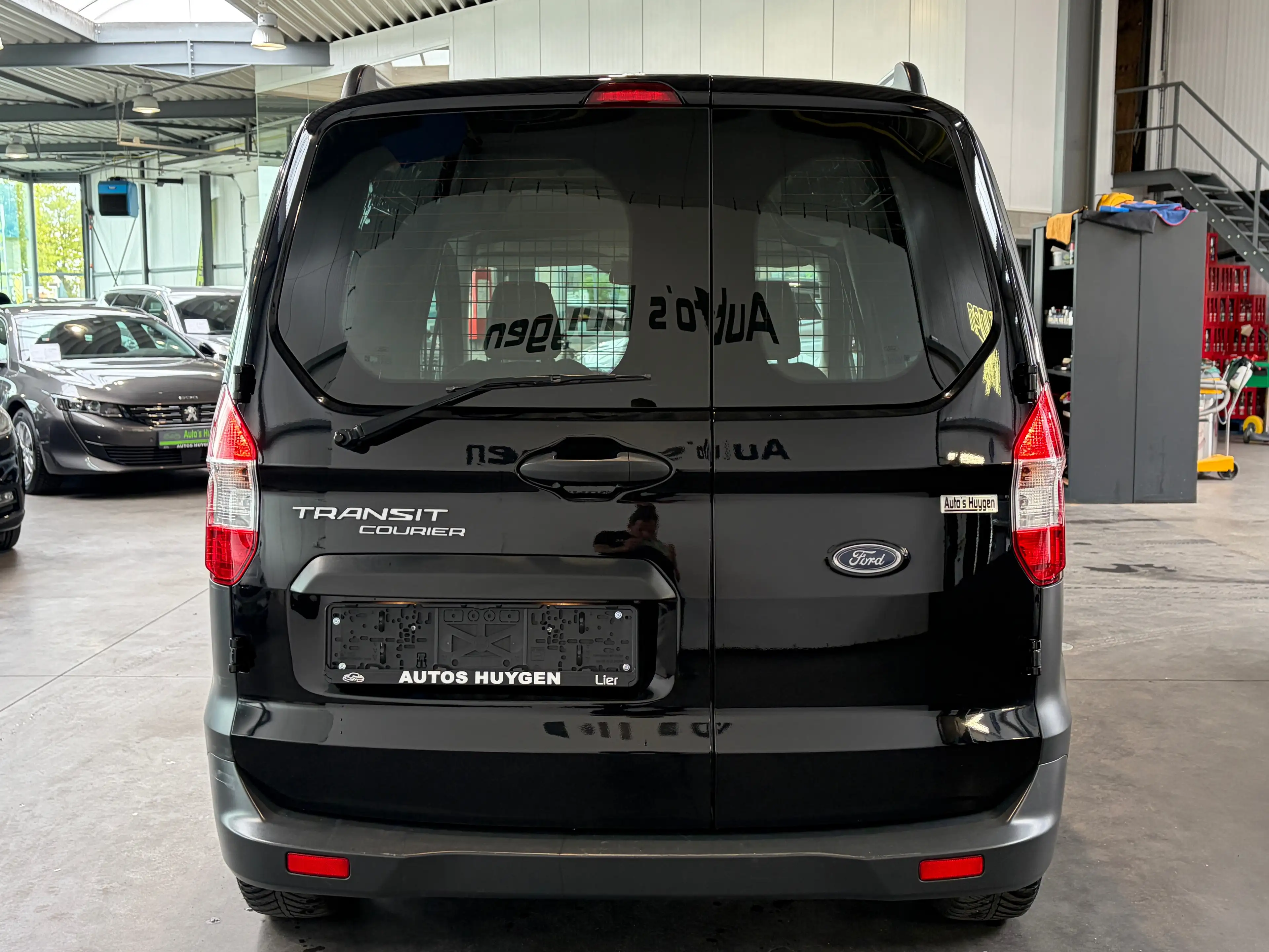 Ford Transit Courier 1.0 EcoBoost Trend S/S — photo 4