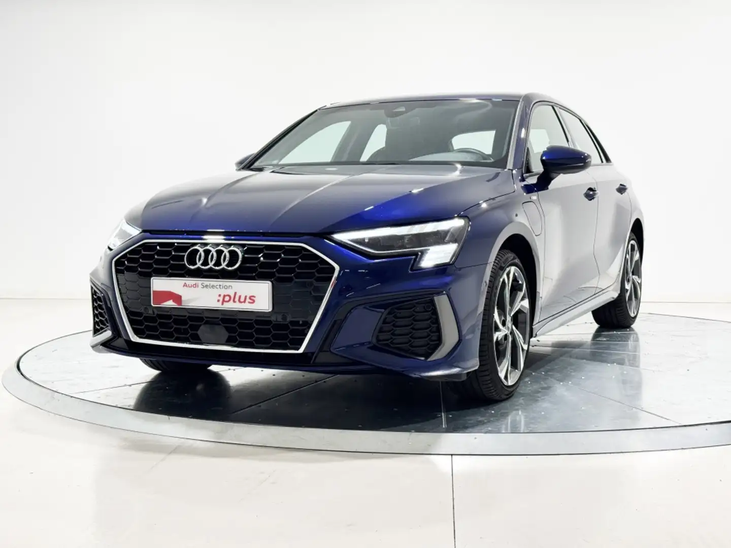 Audi A3 1.4 40 TFSI E S TRONIC GENUINE ED SPBACK 204 5P Albastru - 1