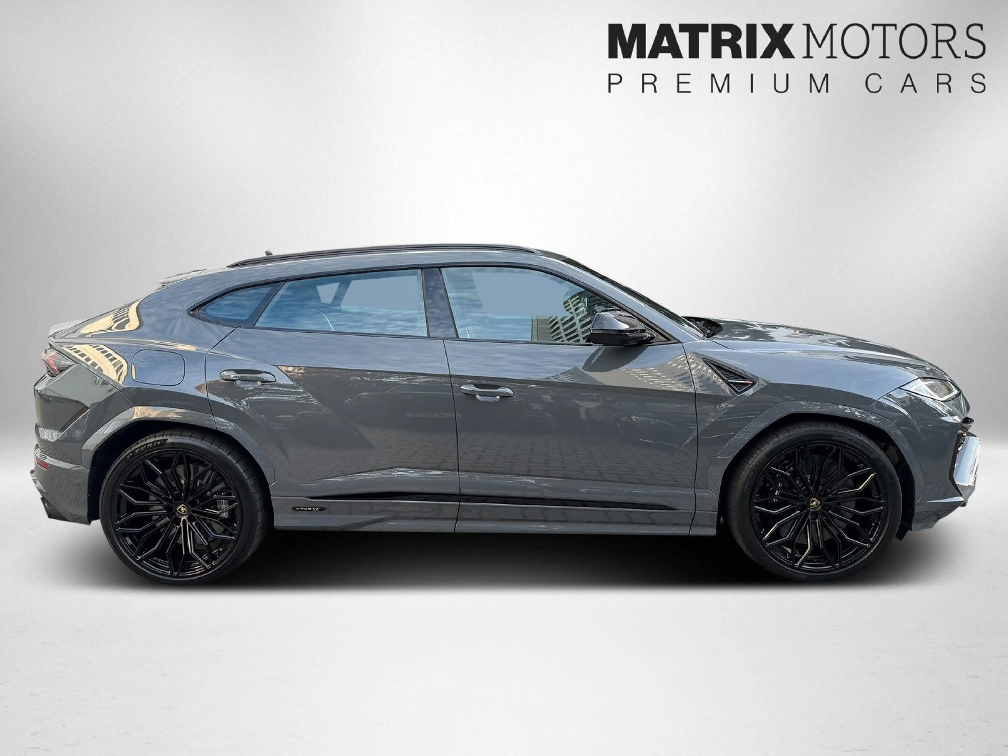 Lamborghini Urus SE MY26 Bang&Olufsen — photo 5