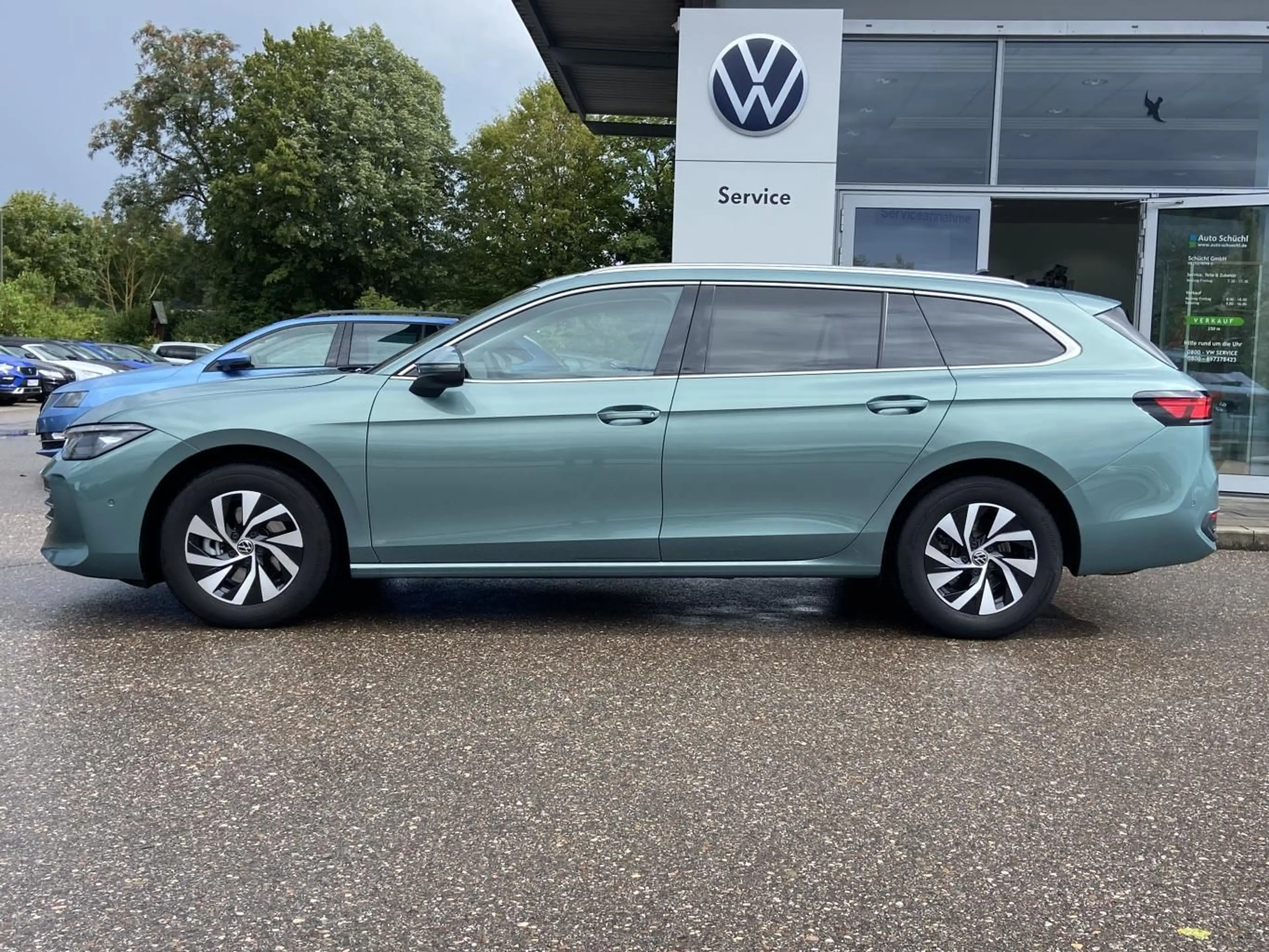 Volkswagen Passat Variant 1.5 eTSI DSG Business STANDHEIZUN — photo 2