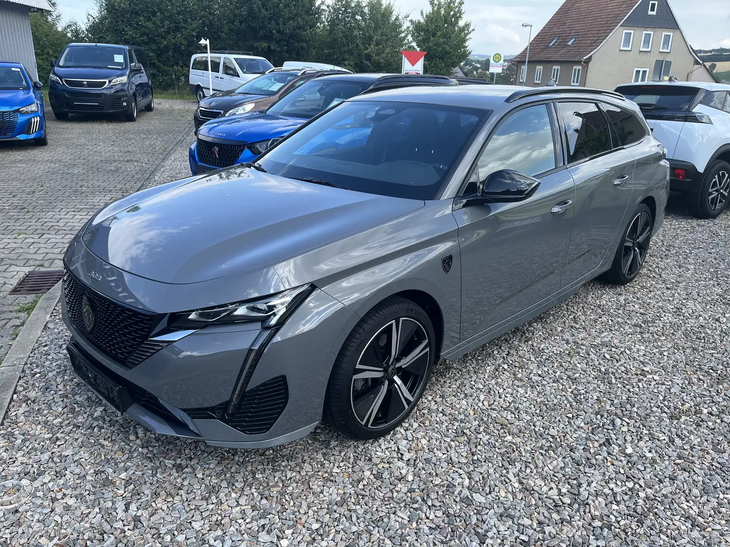 Peugeot 308 SW GT EAT8 el.Heckklappe,Alcantara,360Grad Grau - 2
