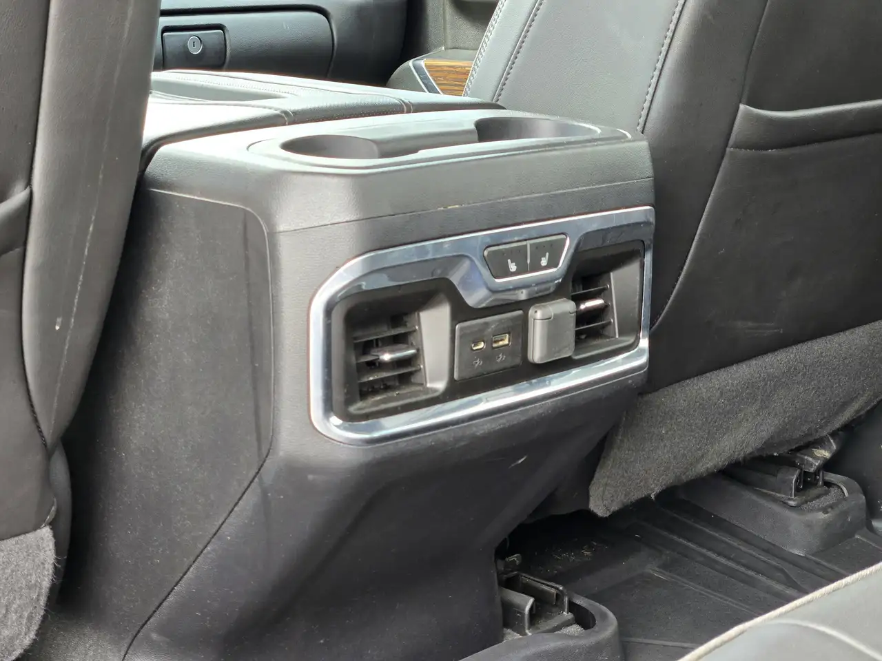 Chevrolet Silverado 2500 снимка Chevrolet Silverado 2500