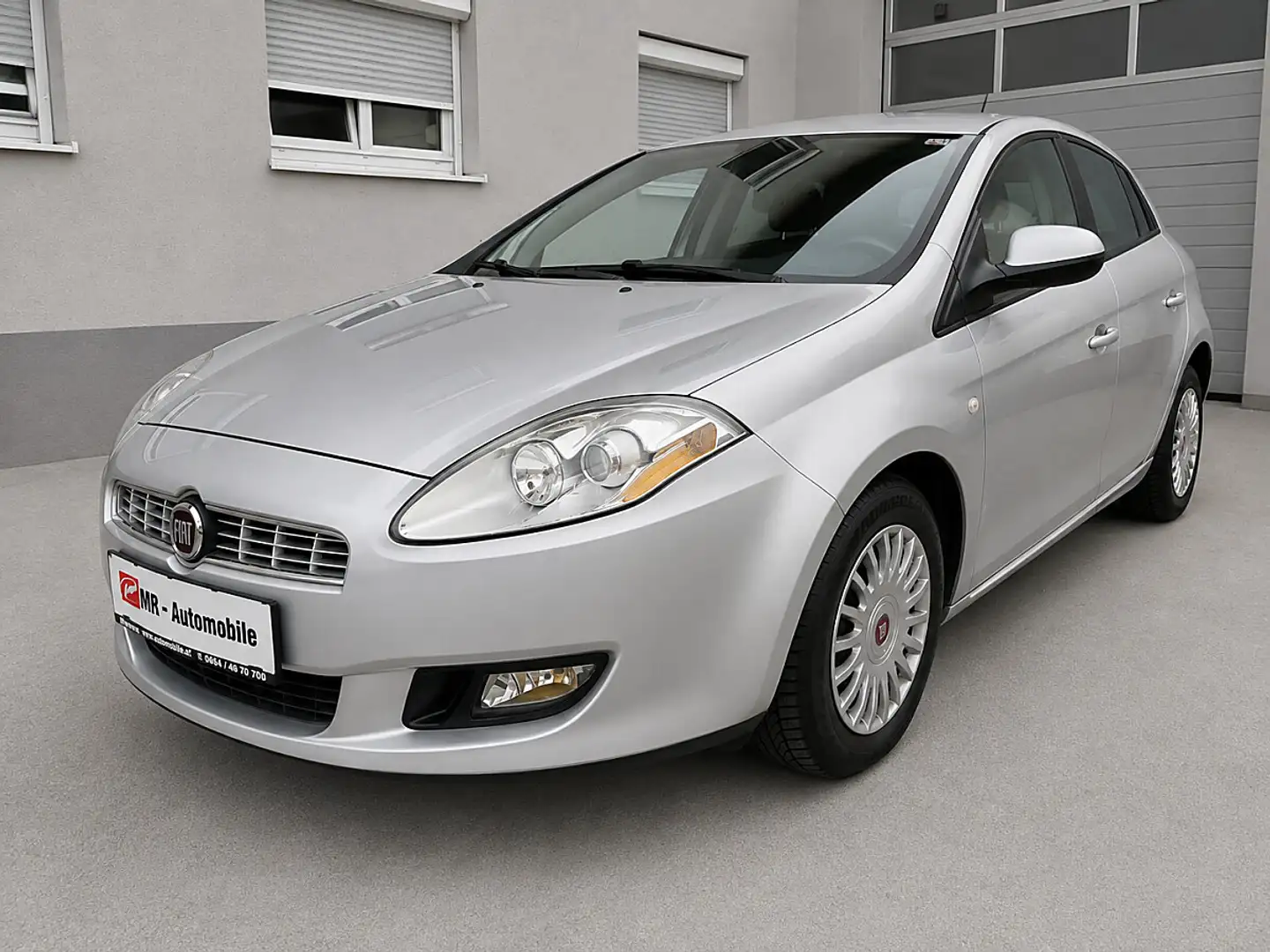 Fiat Bravo 1,4 16V T-Jet 120 Dynamic * Pickerl NEU * Grau - 2