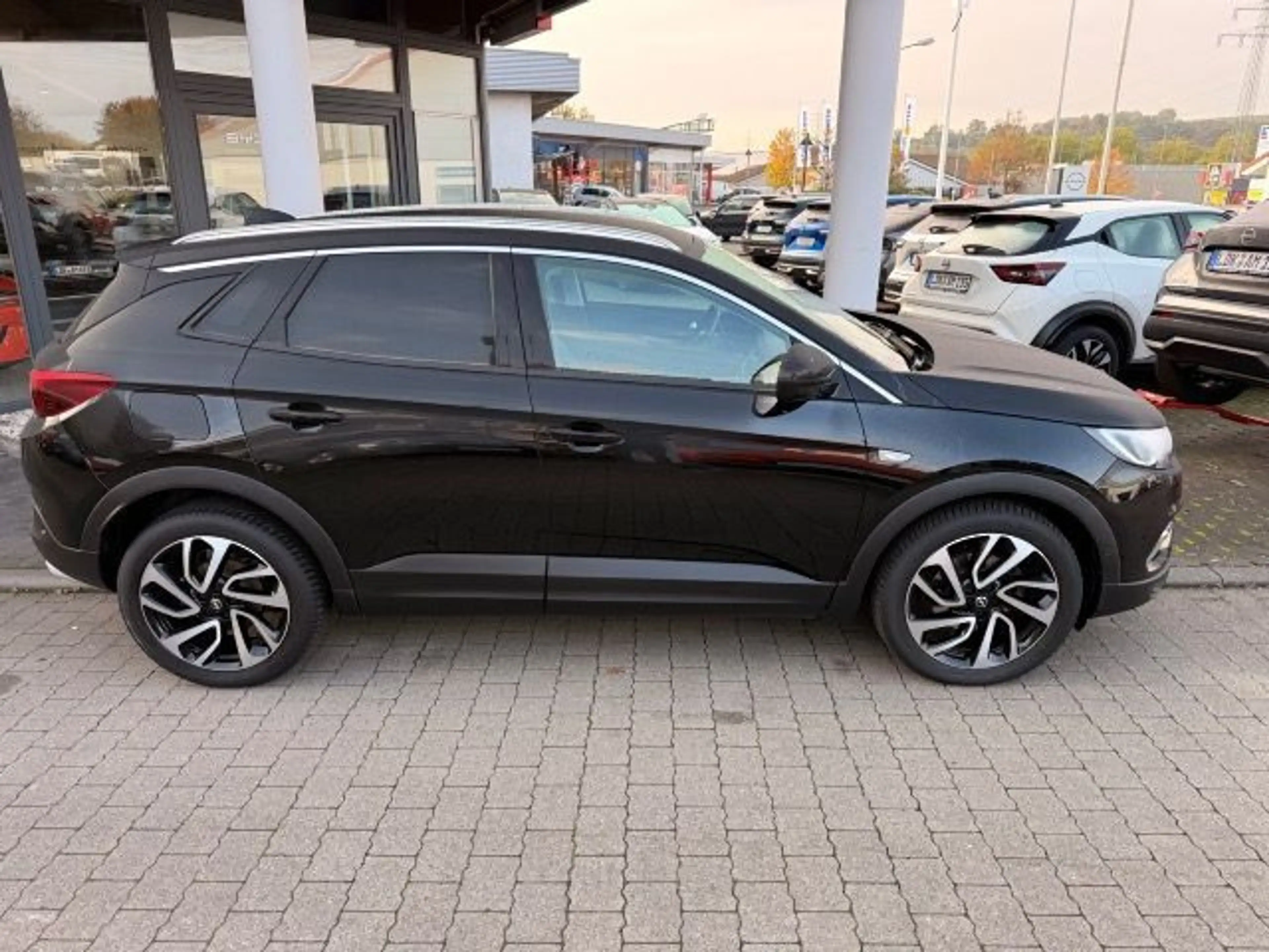 Opel Grandland X GRANDLAND X NAVI LED Kamera Sitzh-Scheibenh. AHK — photo 3