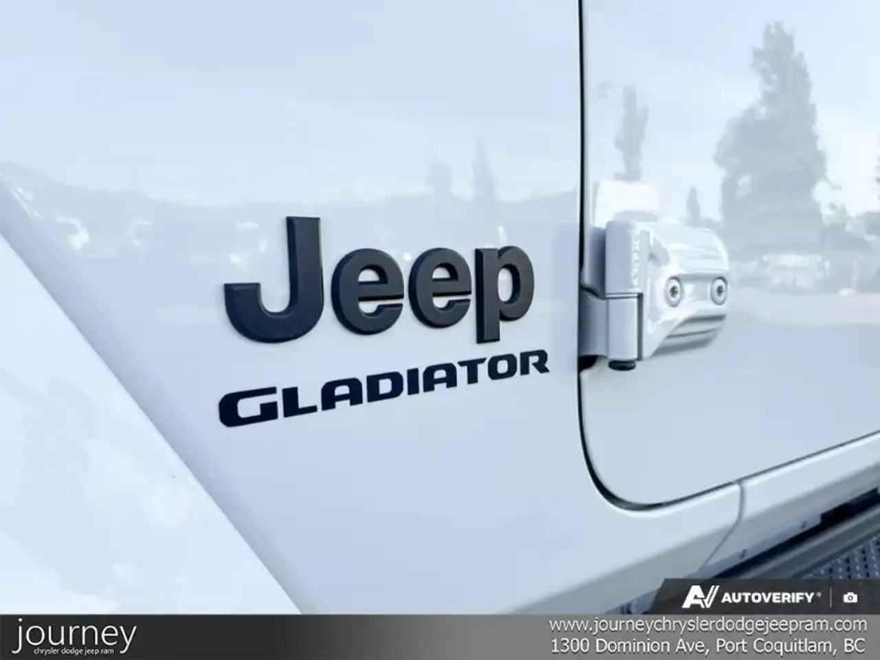 Jeep Gladiator photo Jeep Gladiator