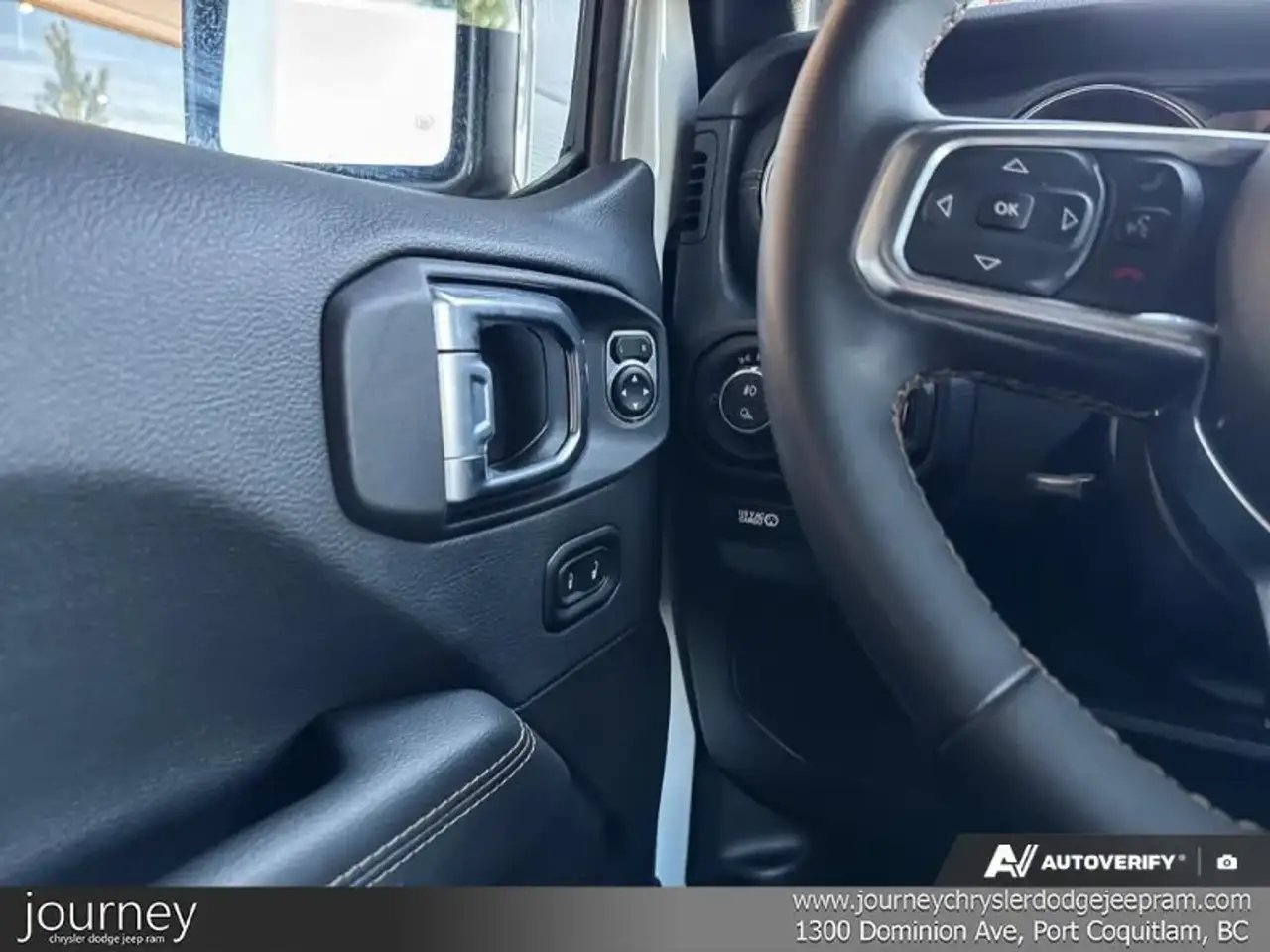Jeep Gladiator photo Jeep Gladiator