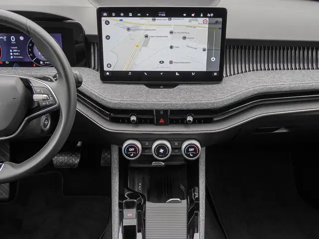 Skoda Superb view 12