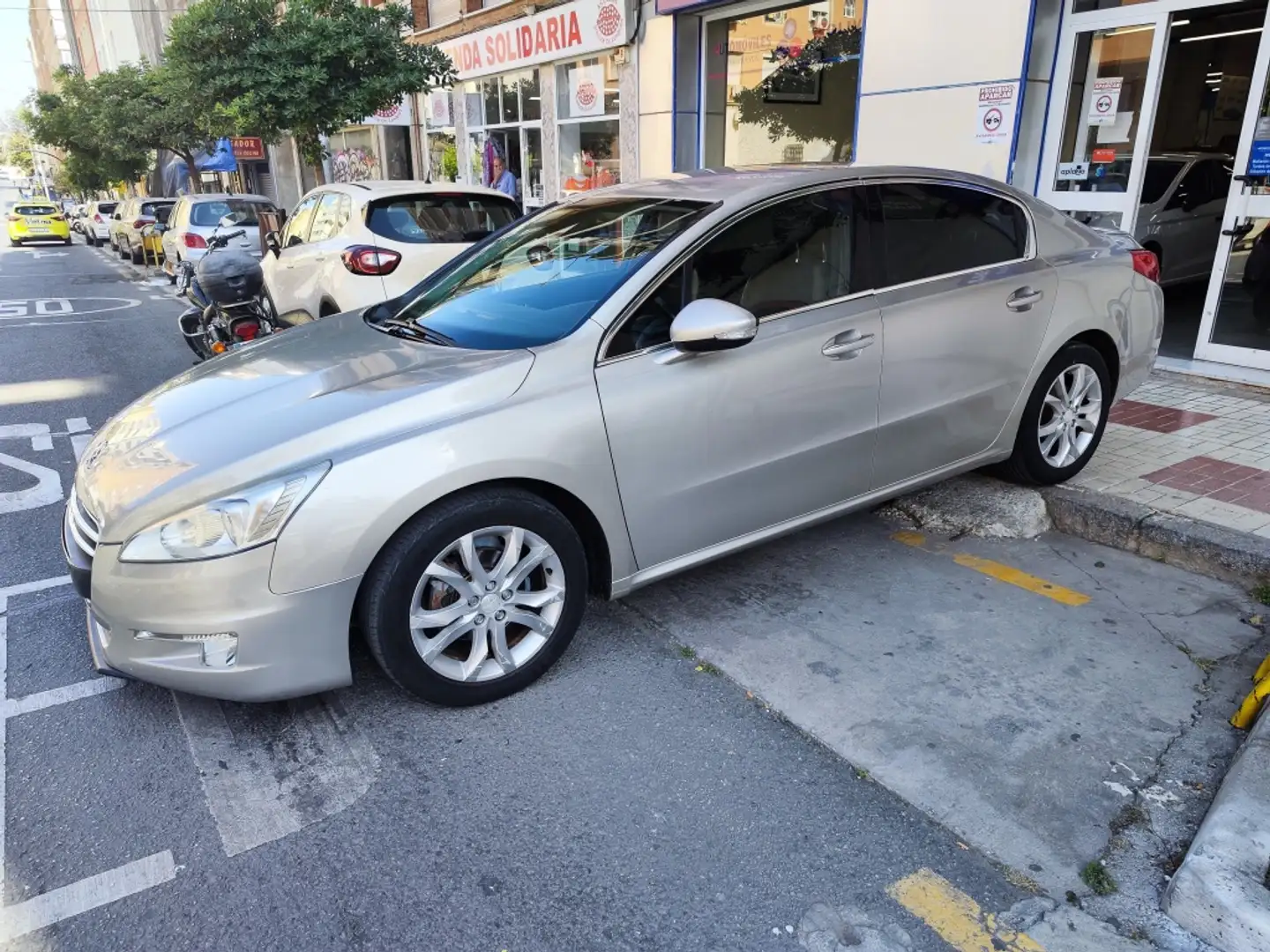Peugeot 508 2.0HDI Allure 140 Argento - 1