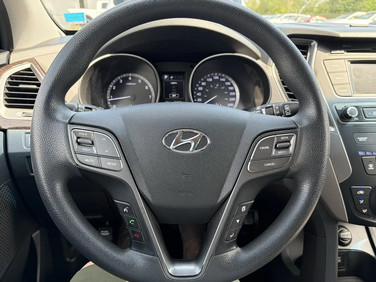 Hyundai SANTA FE fotografie Hyundai SANTA FE