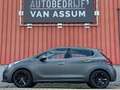 Peugeot 208 1.2 PureTech Allure Carplay PDC Navi Cruise DAB Grijs - thumbnail 4