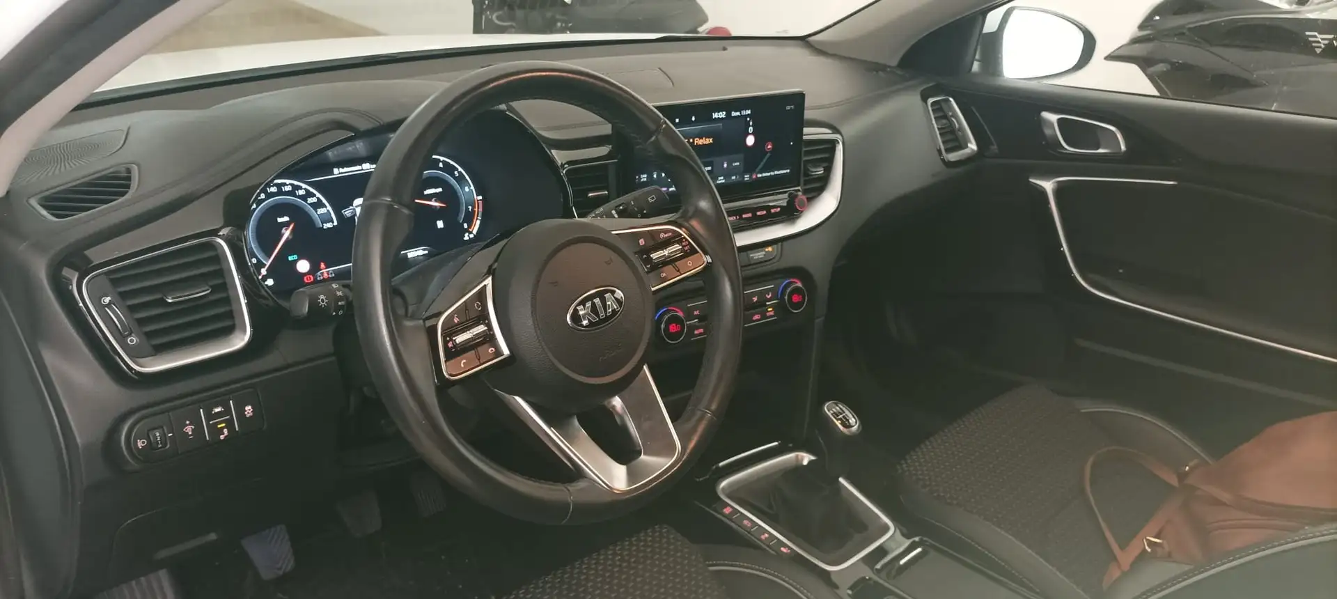 Kia XCeed 1.5 t-gdi mh 160 hightech Alb - 1
