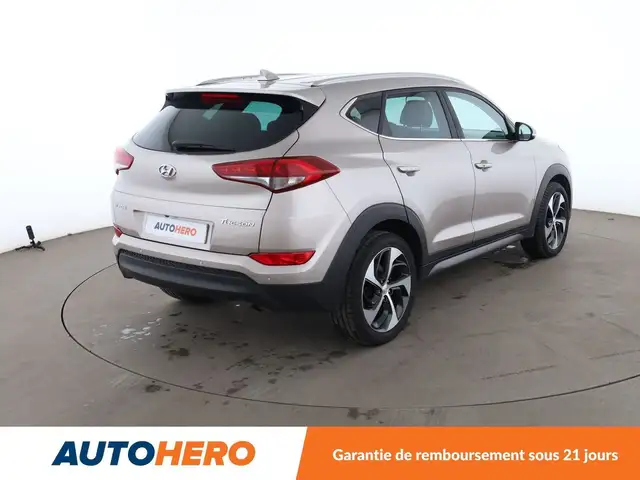 Hyundai Tucson view 6