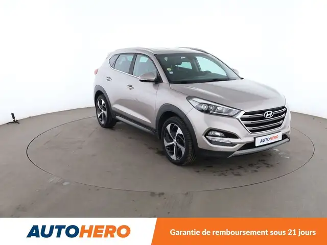 Hyundai Tucson view 8
