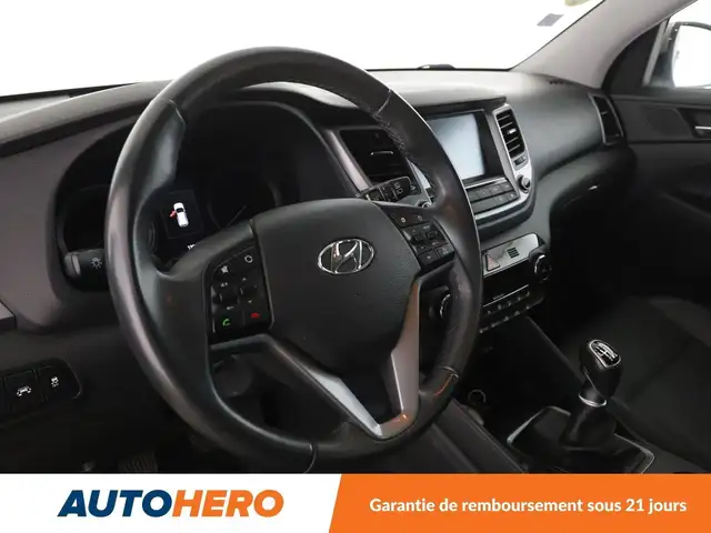 Hyundai Tucson view 11