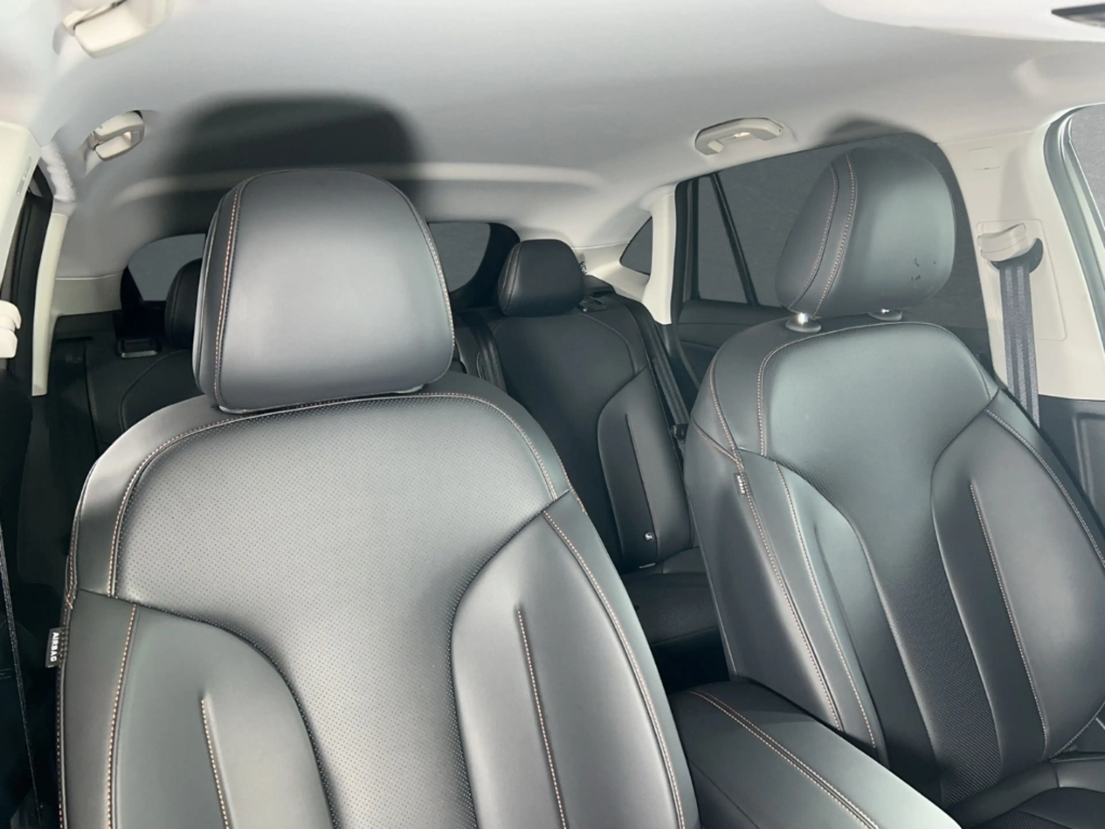 MG EHS Luxury MY25.5 *SHZ* *2Z-Klima* *I-Smart* *CarPlay* — photo 14