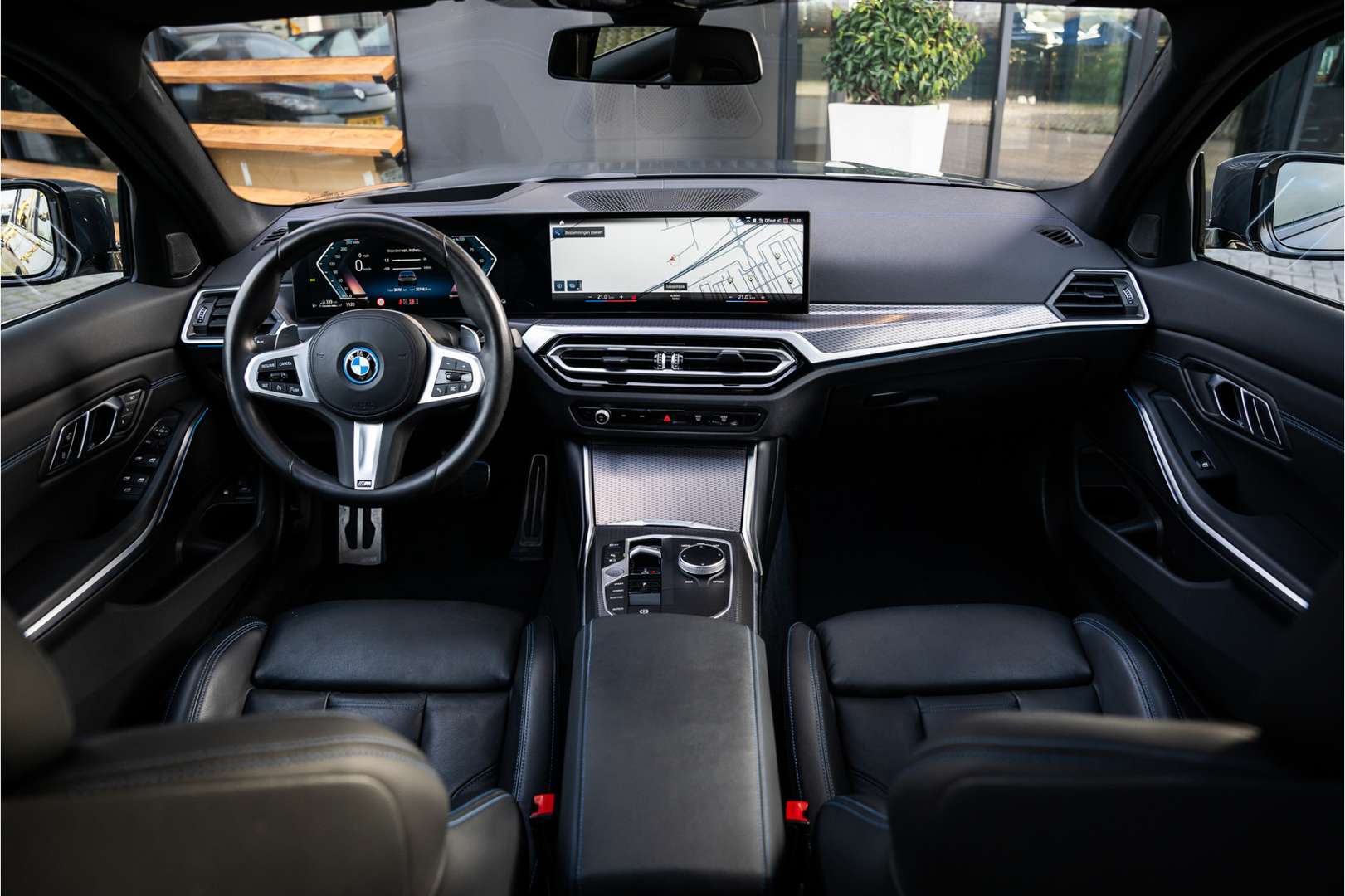 BMW Série 3 330e M SPORT - 2022 - Joinsteer - #9