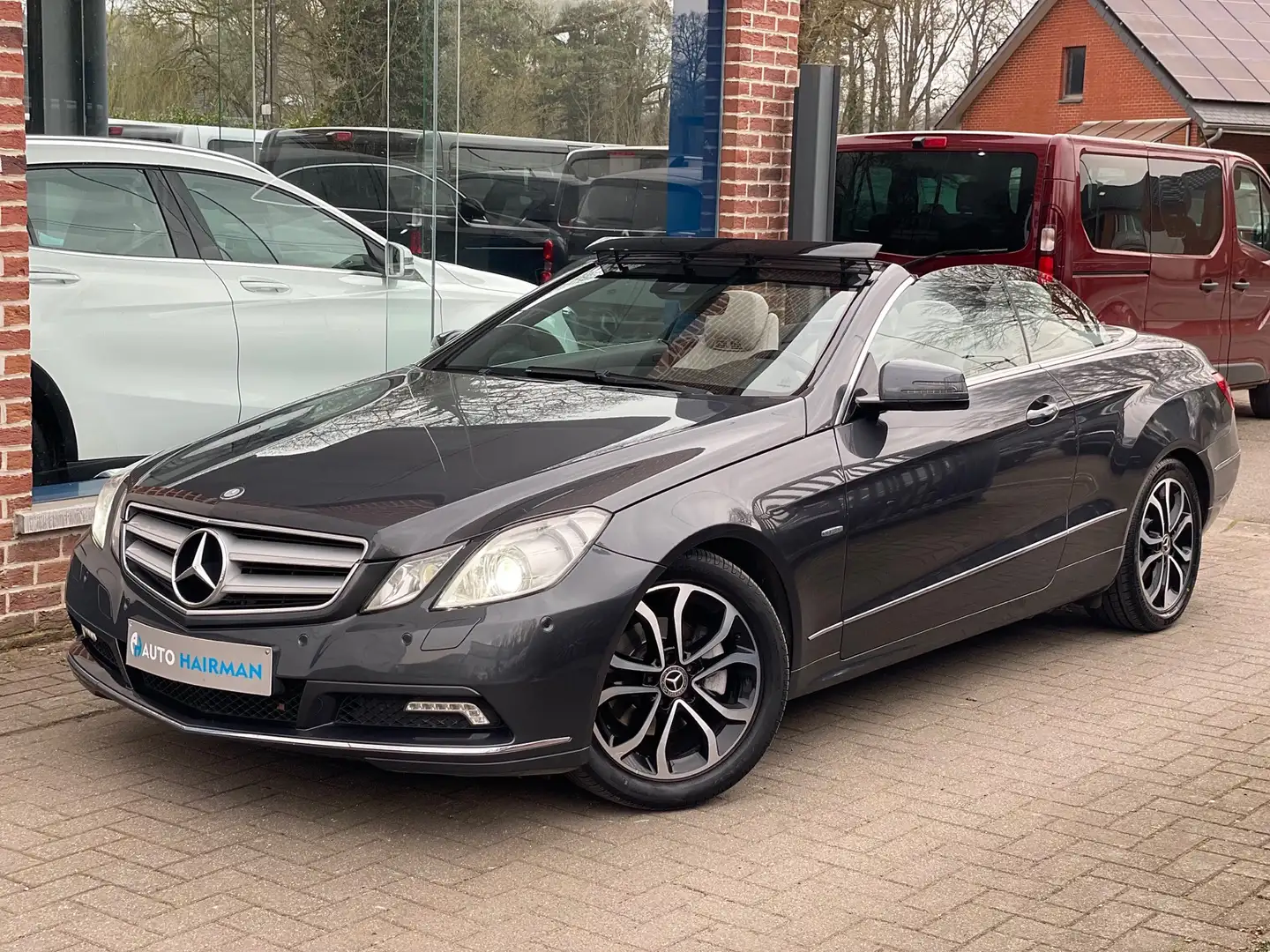 Mercedes-Benz E 220 CDI BVA-5 CABRIO AVANTGARDE ÉDITION Gris - 1